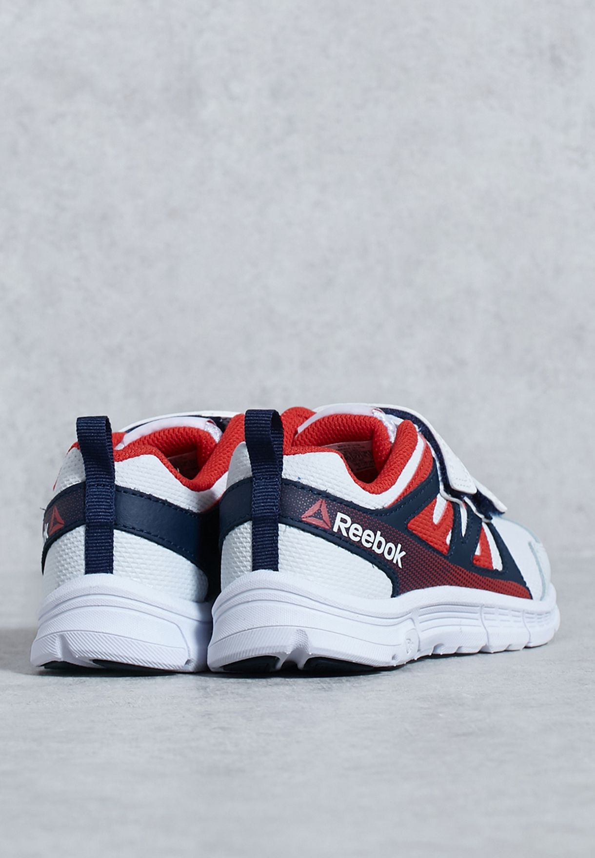 Buy Reebok White Run Supreme 2 0 2v Kids For Kids In Mena Worldwide Bs8453