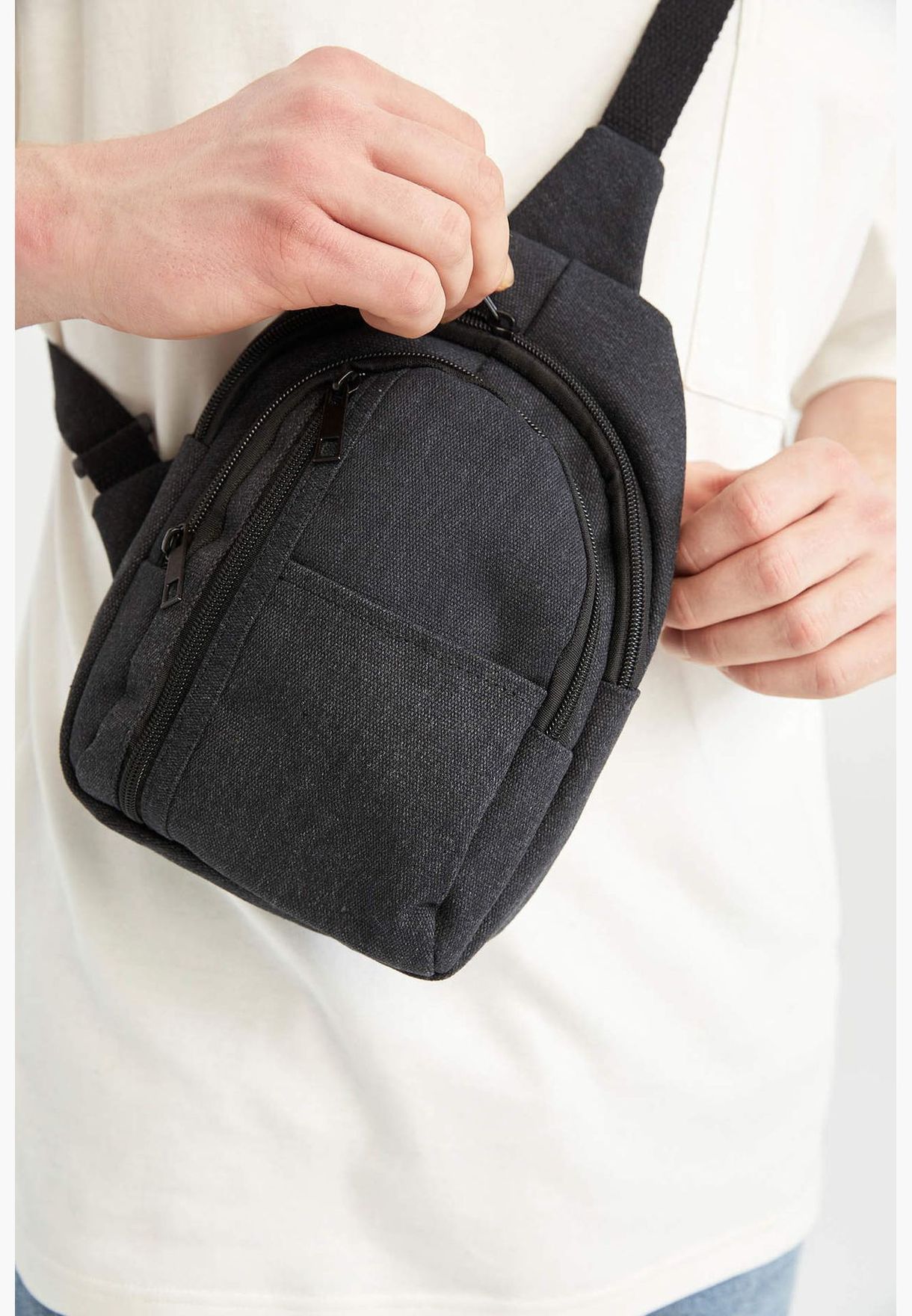 Basic Shoulder Bag