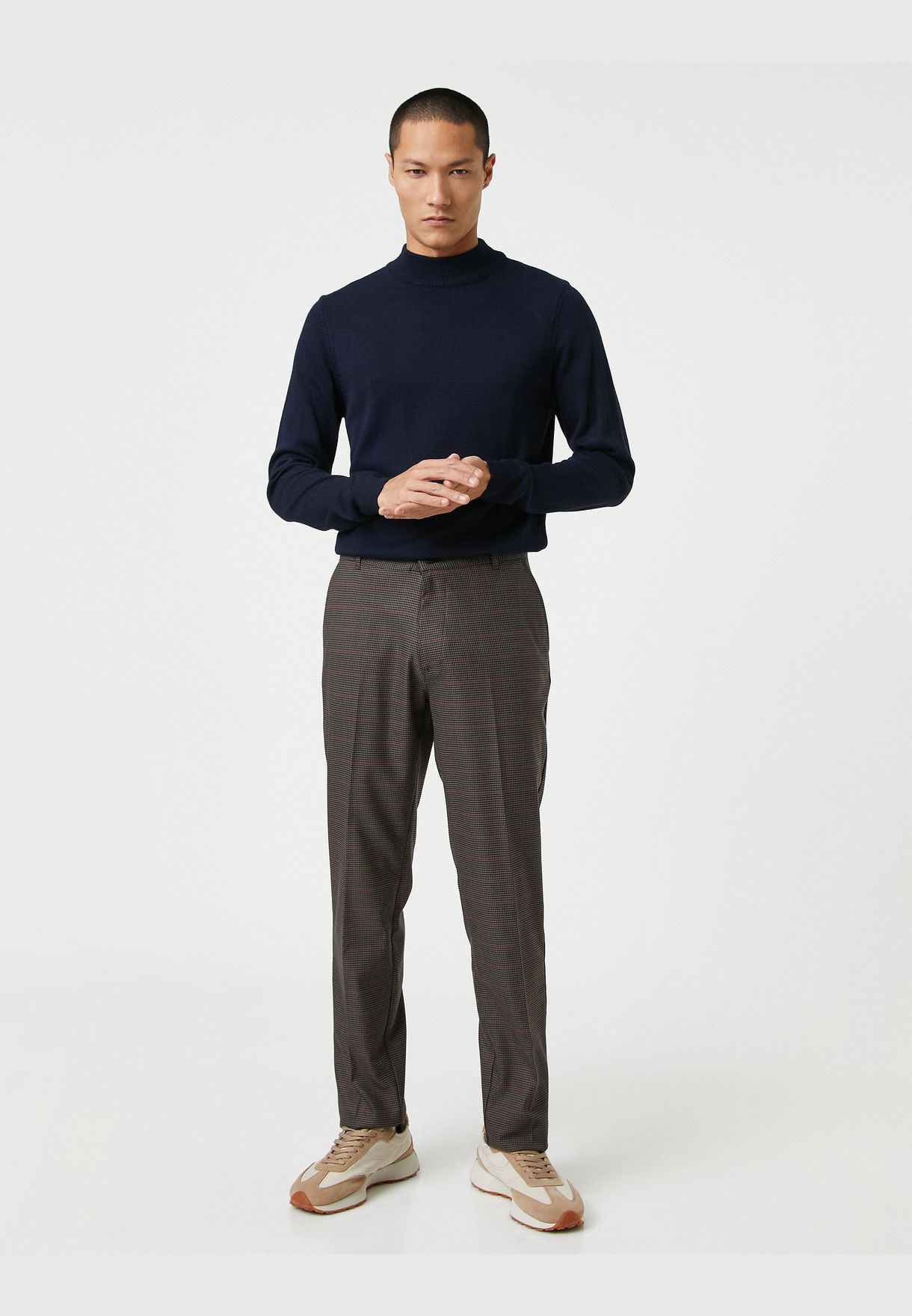 Basic Pleated Trousers Buttoned Pocket Detailed