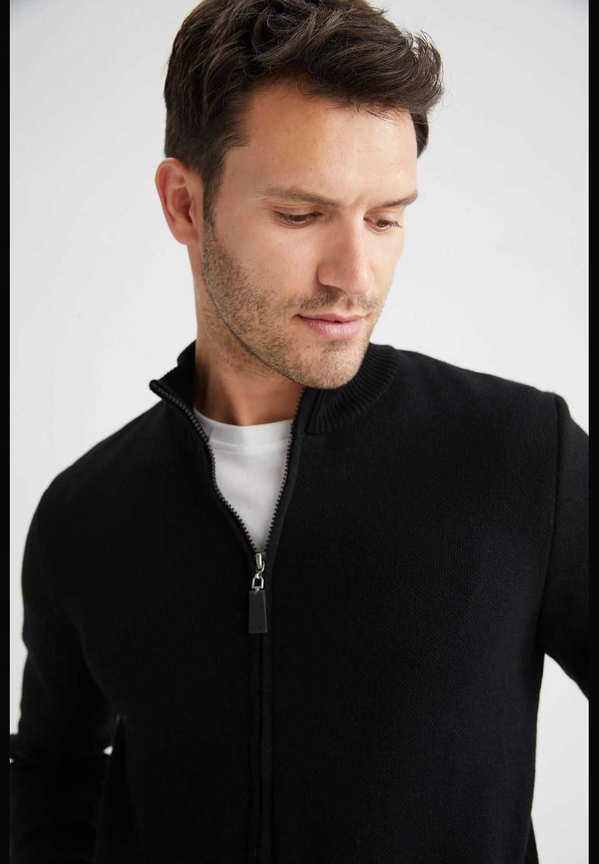 Man Slim Fit Stand Collar Long Sleeve Tricot Cardigan