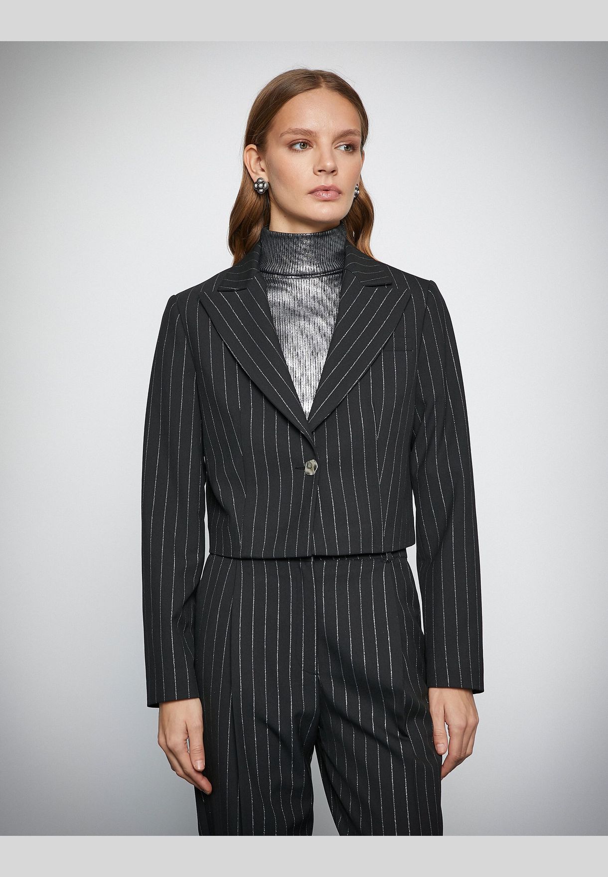 Silvery Crop Blazer Jacket