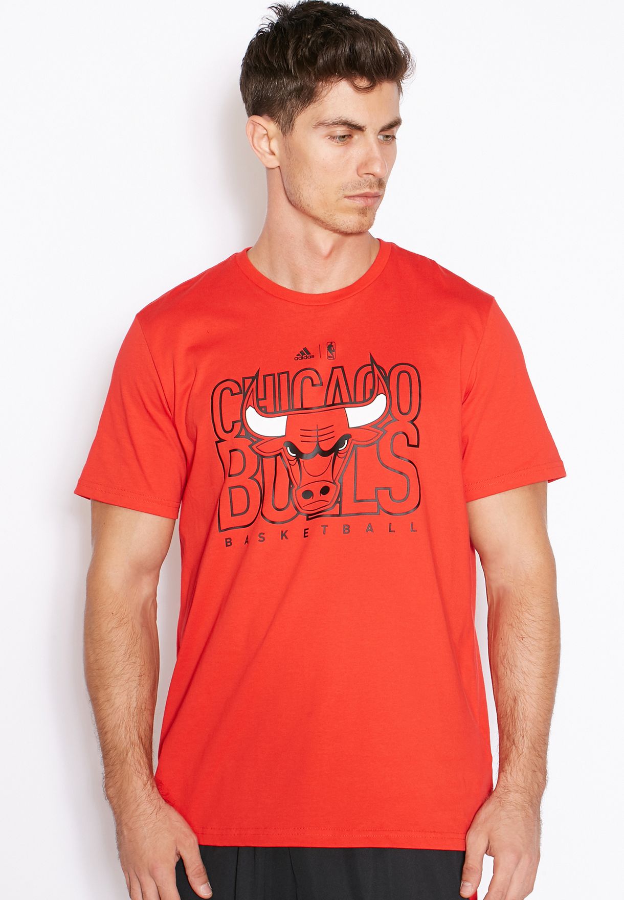 Conceder ensillar Campaña Buy adidas red Chicago Bulls T-Shirt for Men in MENA, Worldwide