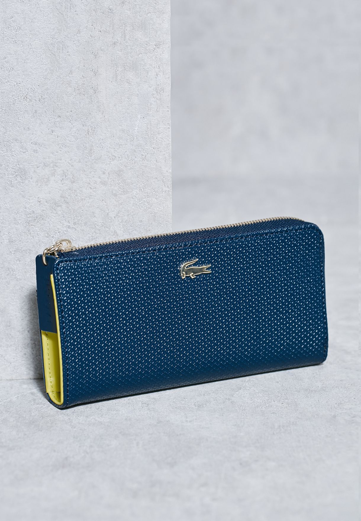 lacoste slim wallet