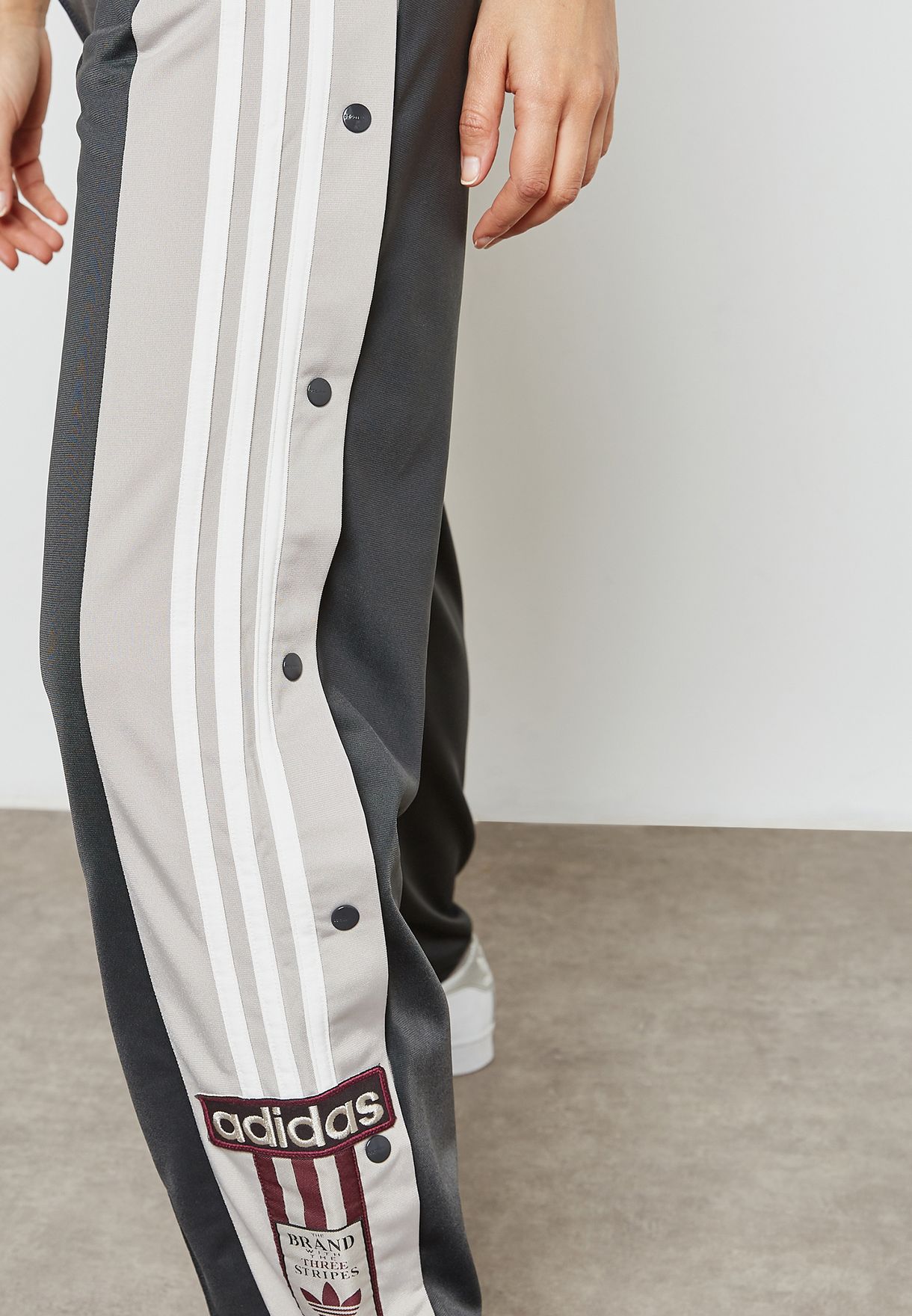 adibreak sweatpants