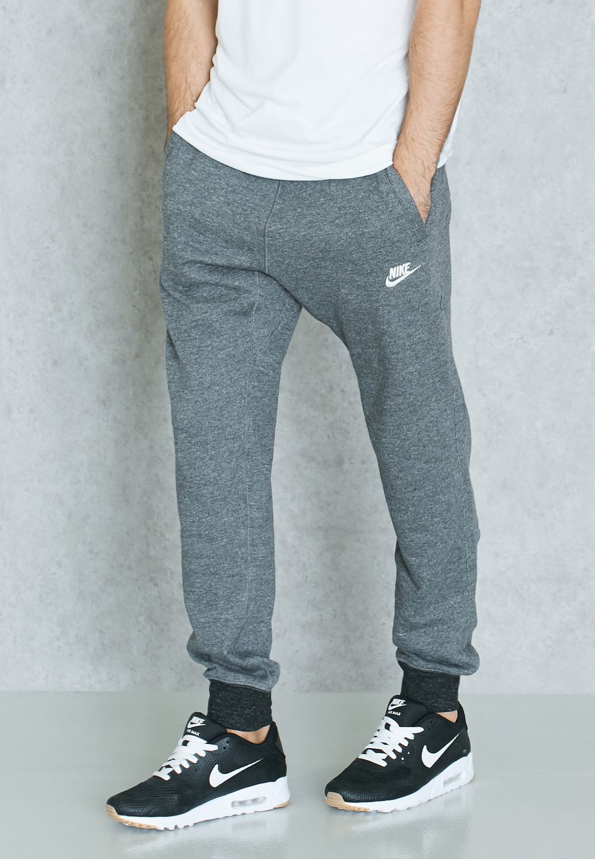 nike fitted sweatpants