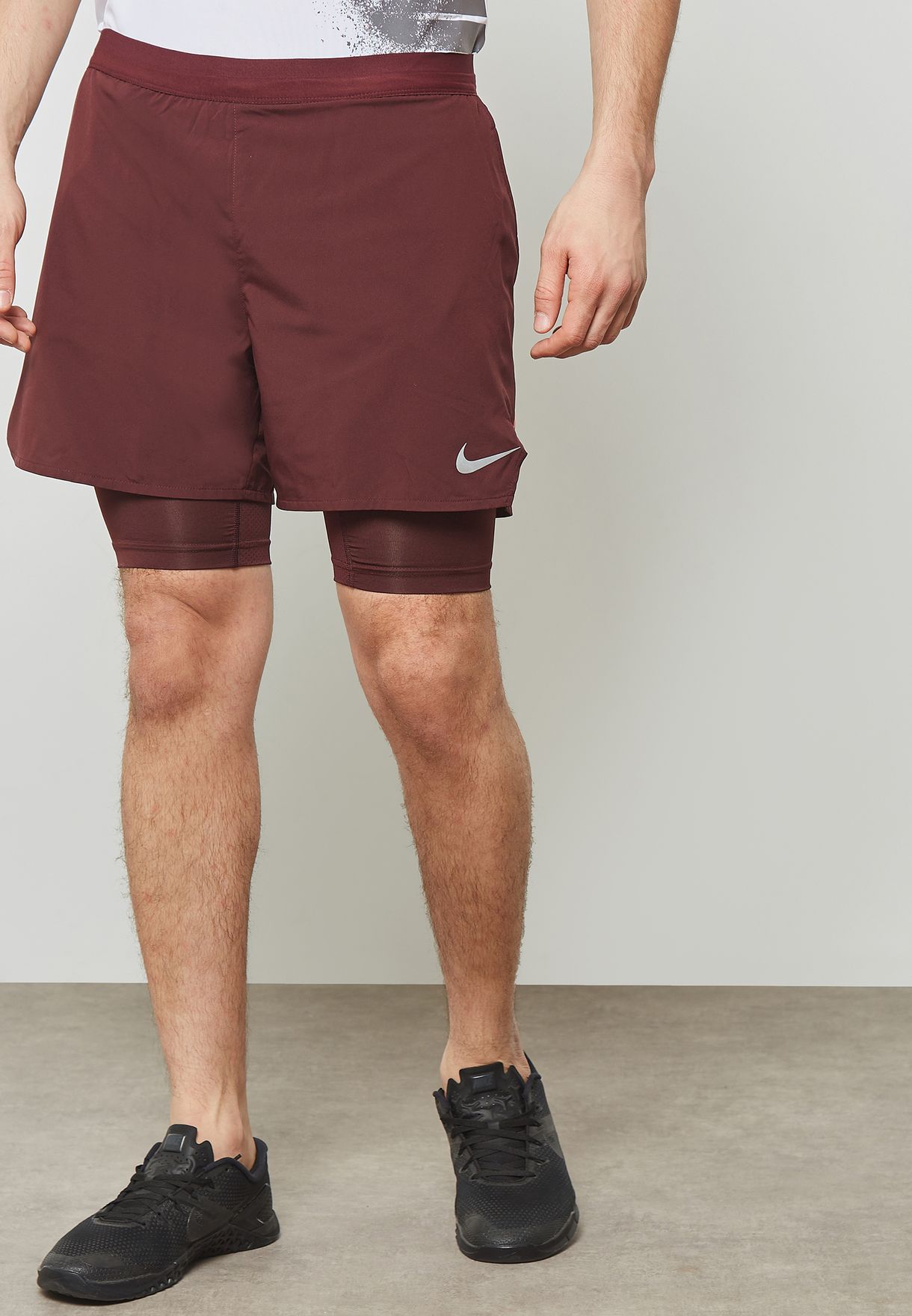 burgundy nike shorts