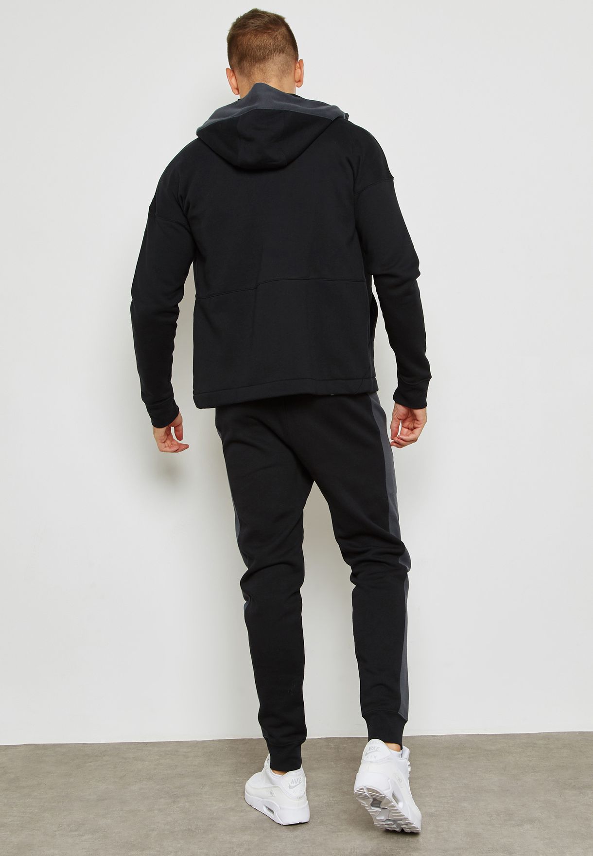 Buy Nike black Air Tracksuit for Men in MENA, Worldwide