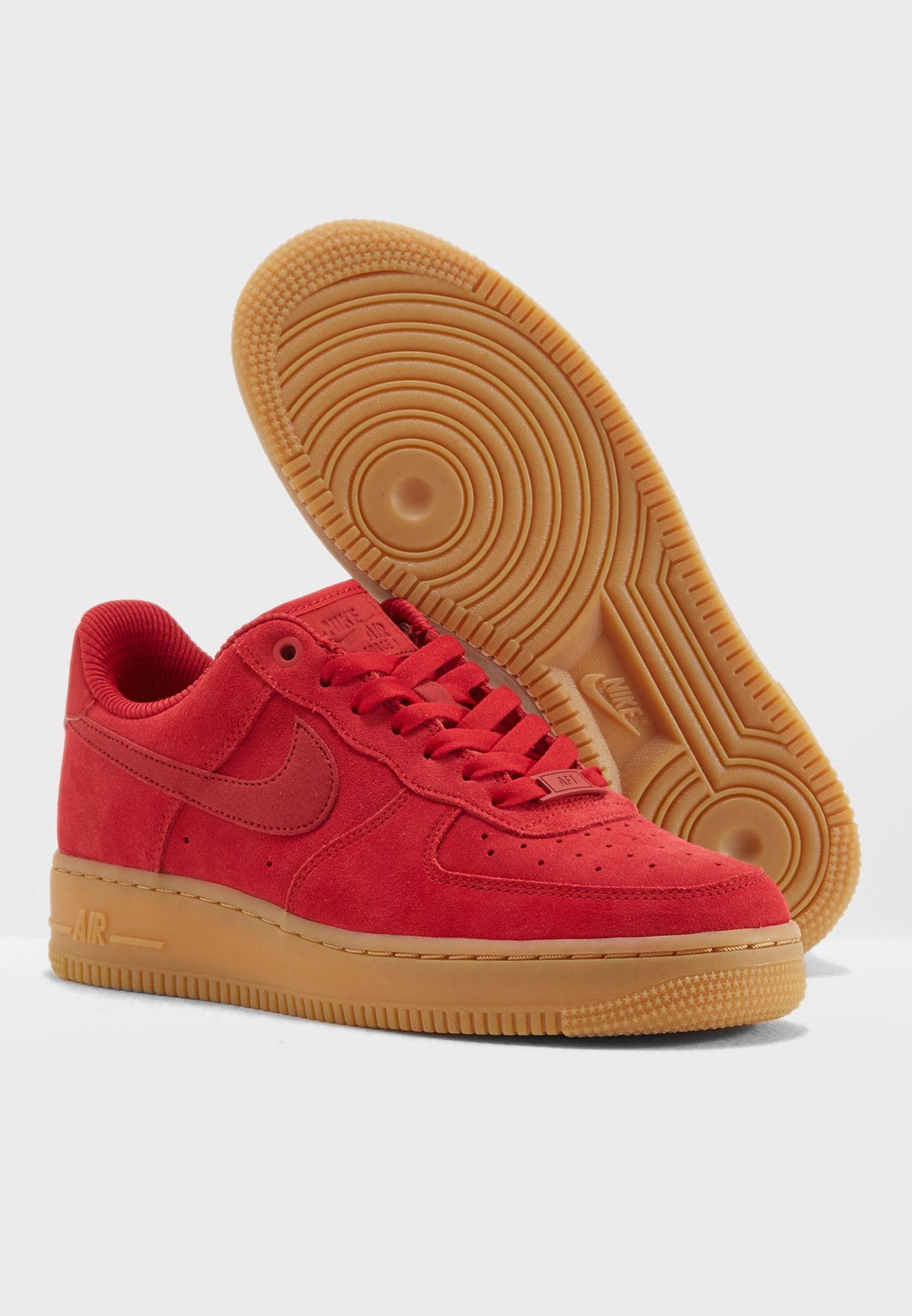 nike air force 1 07 trainers speed red gum