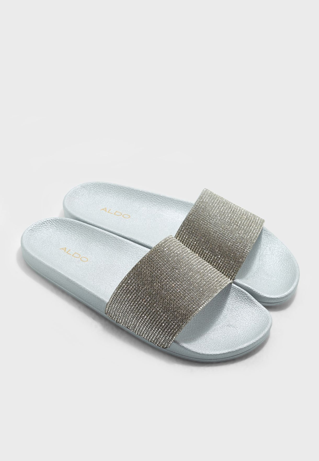white nike comfort flip flops