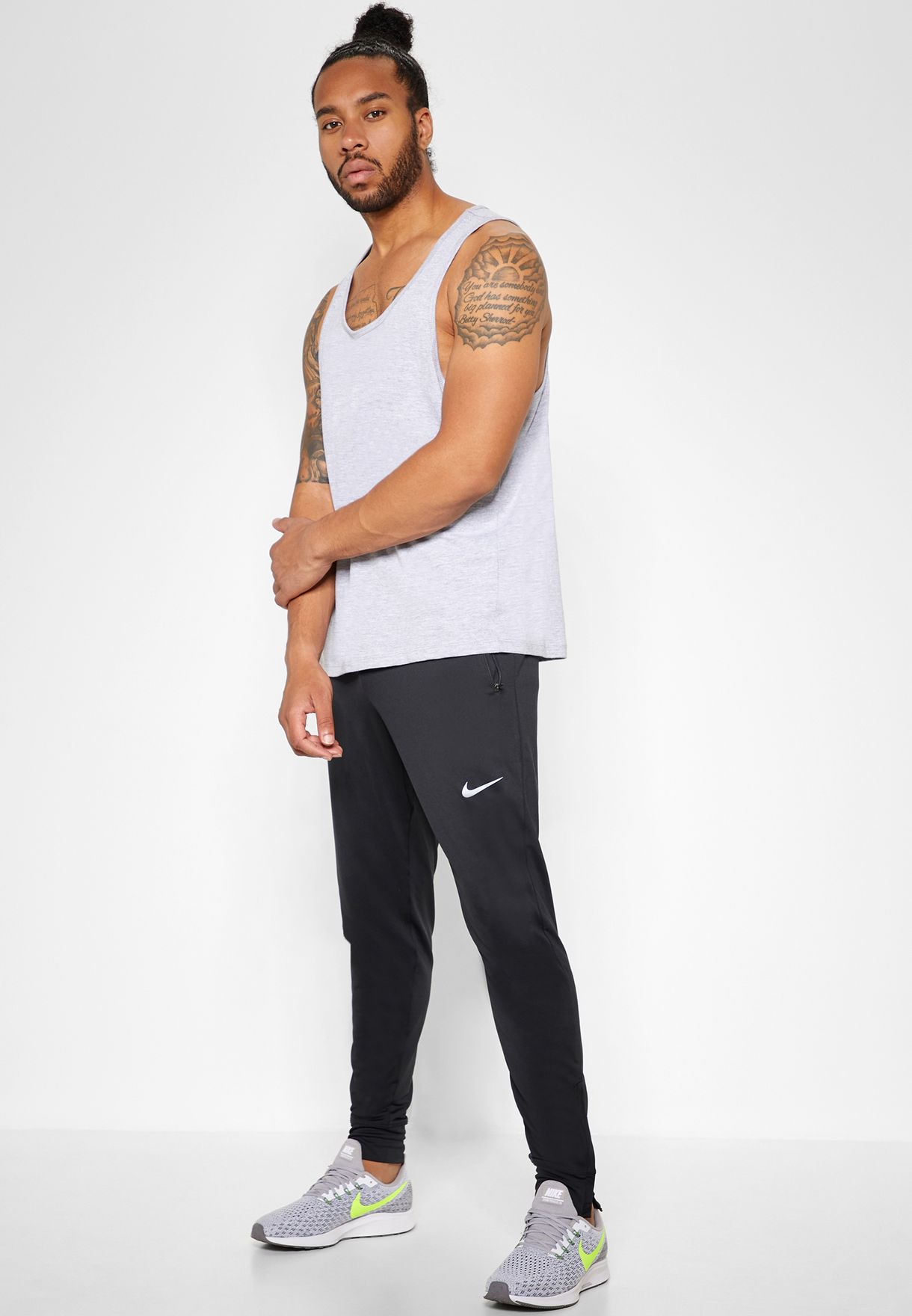 Buy Nike black Essential Knit Sweatpants for Men in Dubai, Abu Dhabi |  AA1995-010
