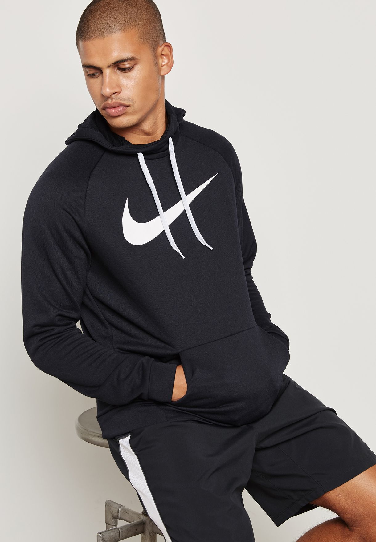 Buy Nike black Dri-FIT Swoosh Hoodie for Men in MENA, Worldwide | 885818-010