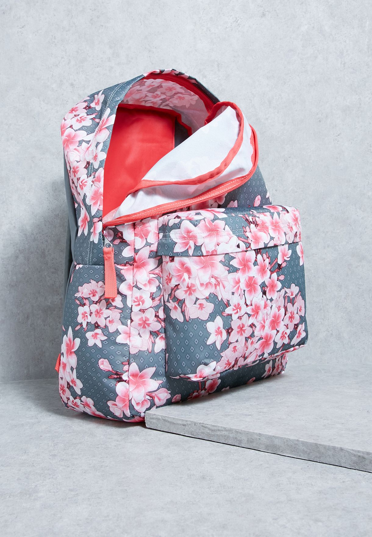 jansport diamond plumeria