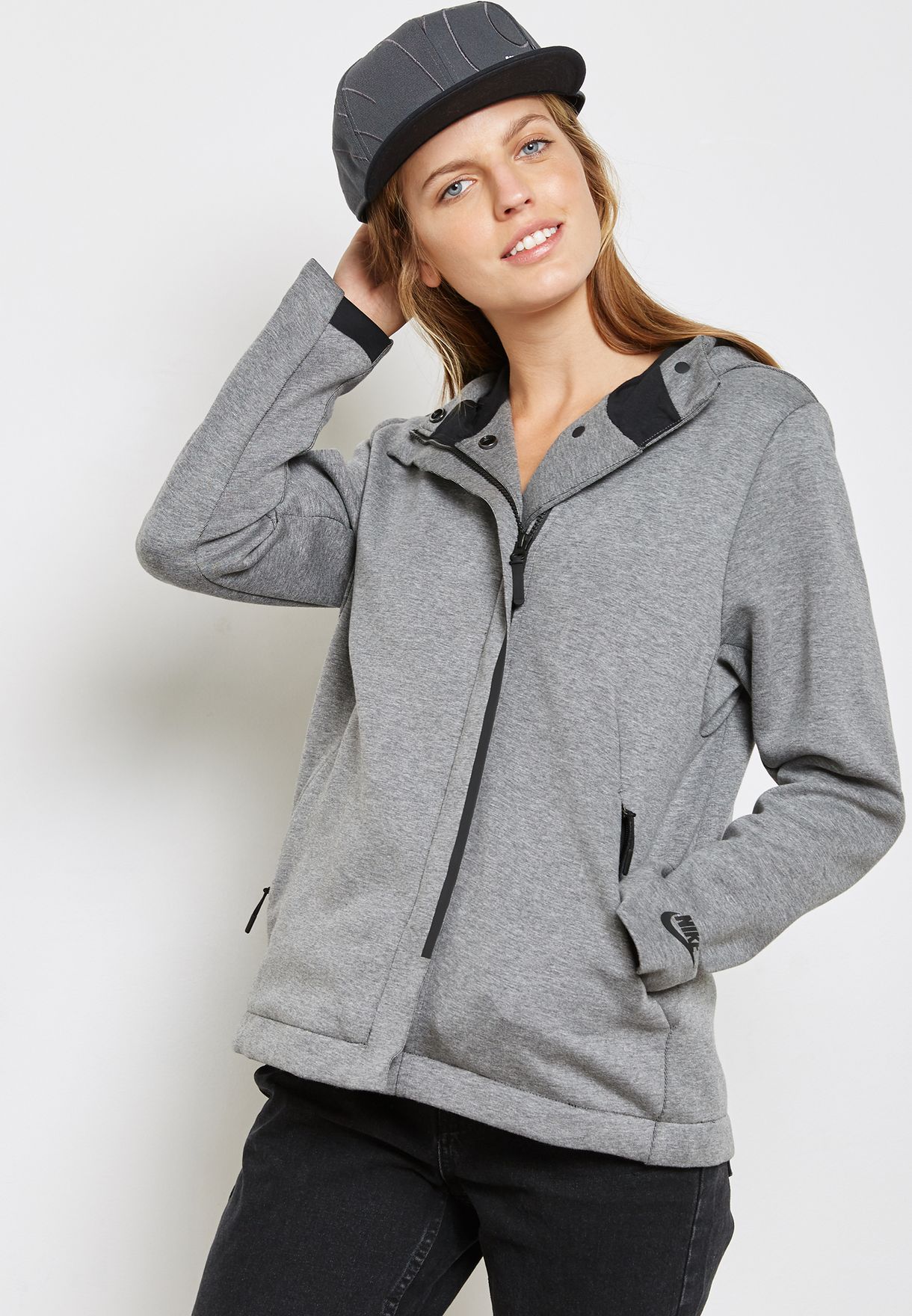 Buy Nike grey Tech Fleece Jacket for Women in MENA, Worldwide