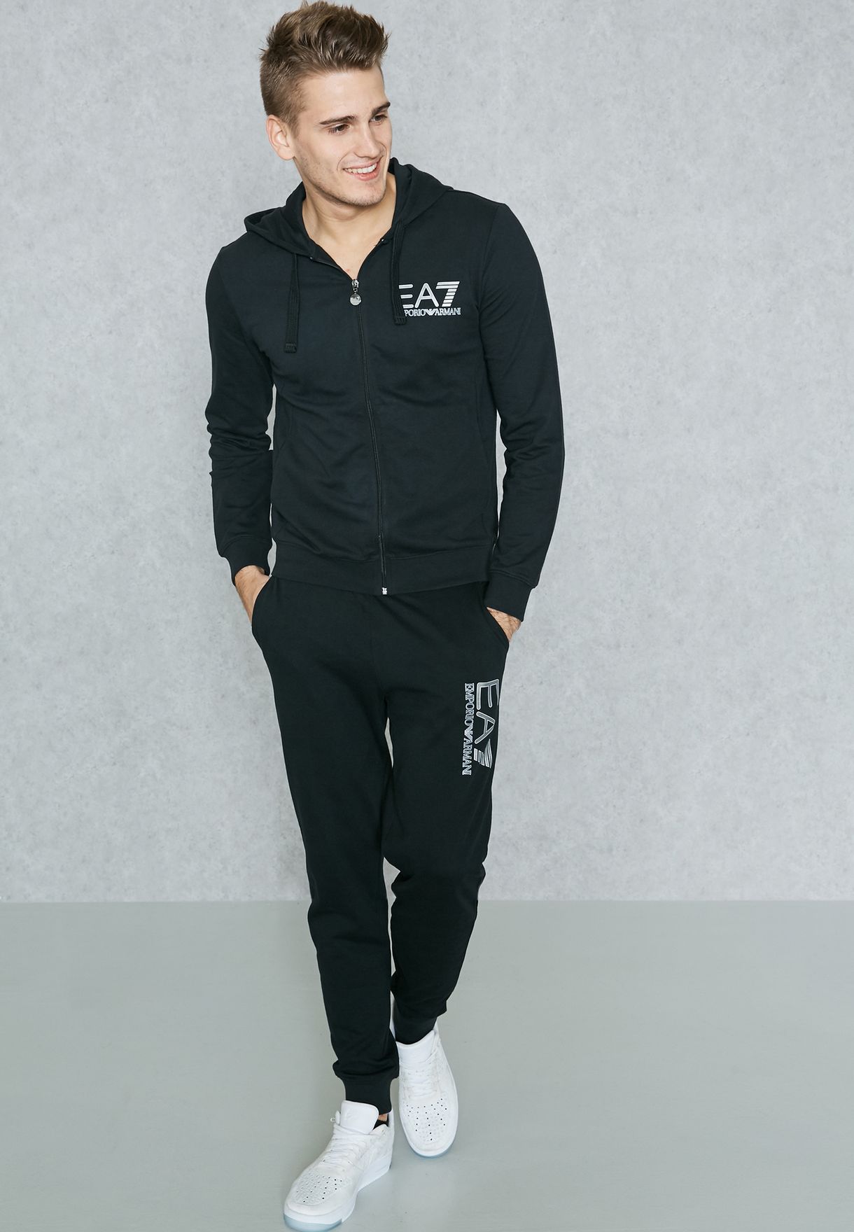 ea7 visibility cotton tracksuit