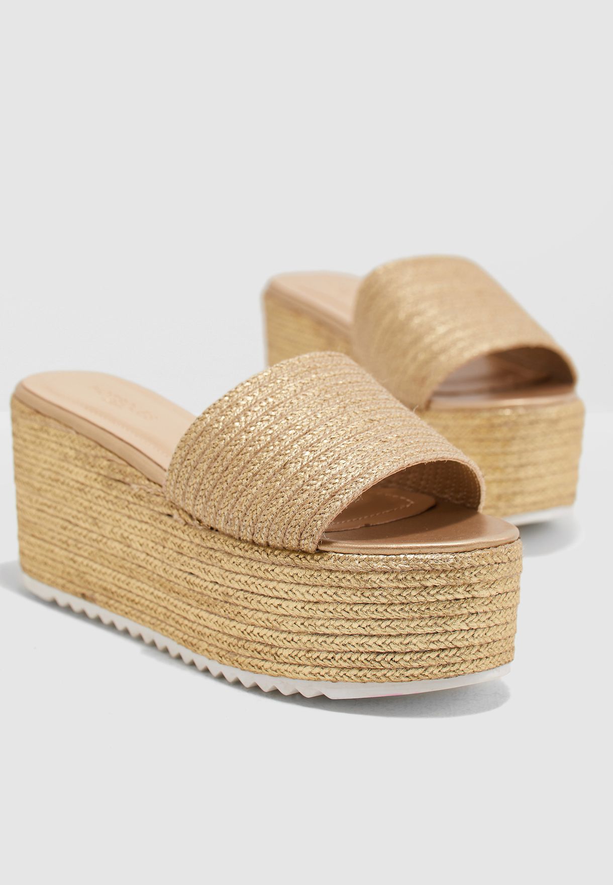 woven flatforms