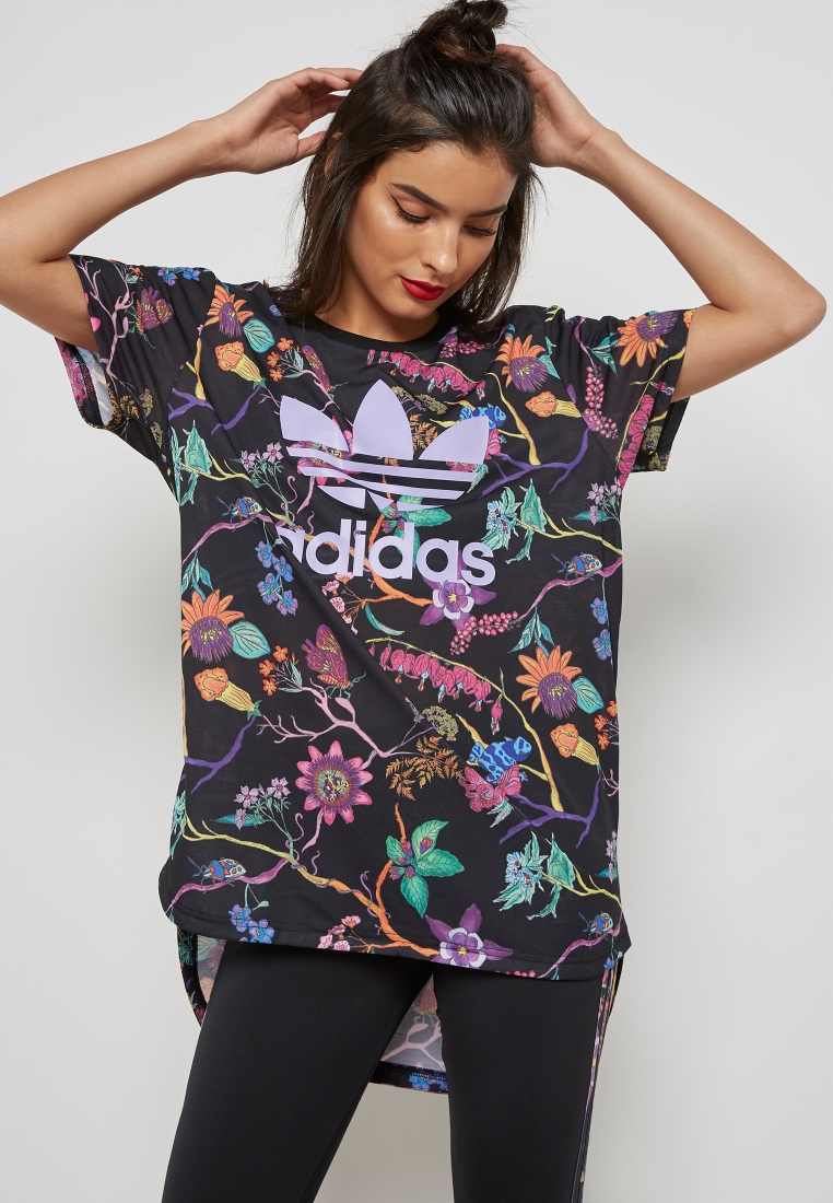 Verzoenen Beknopt waarom Buy adidas Originals prints Longline T-Shirt for Women in MENA, Worldwide