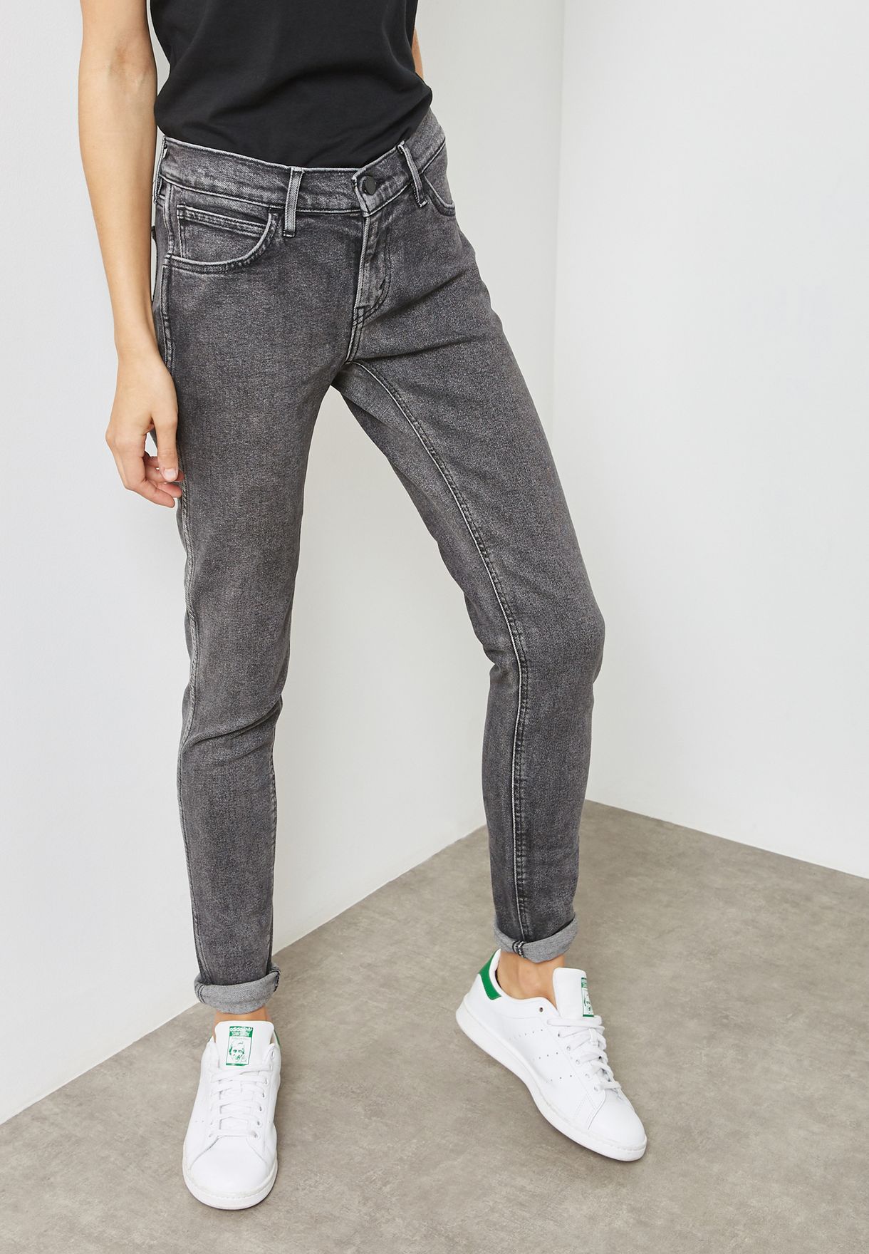 Buy Levis grey Line 8 Mid Rise Skinny Jeans for Women in MENA, Worldwide