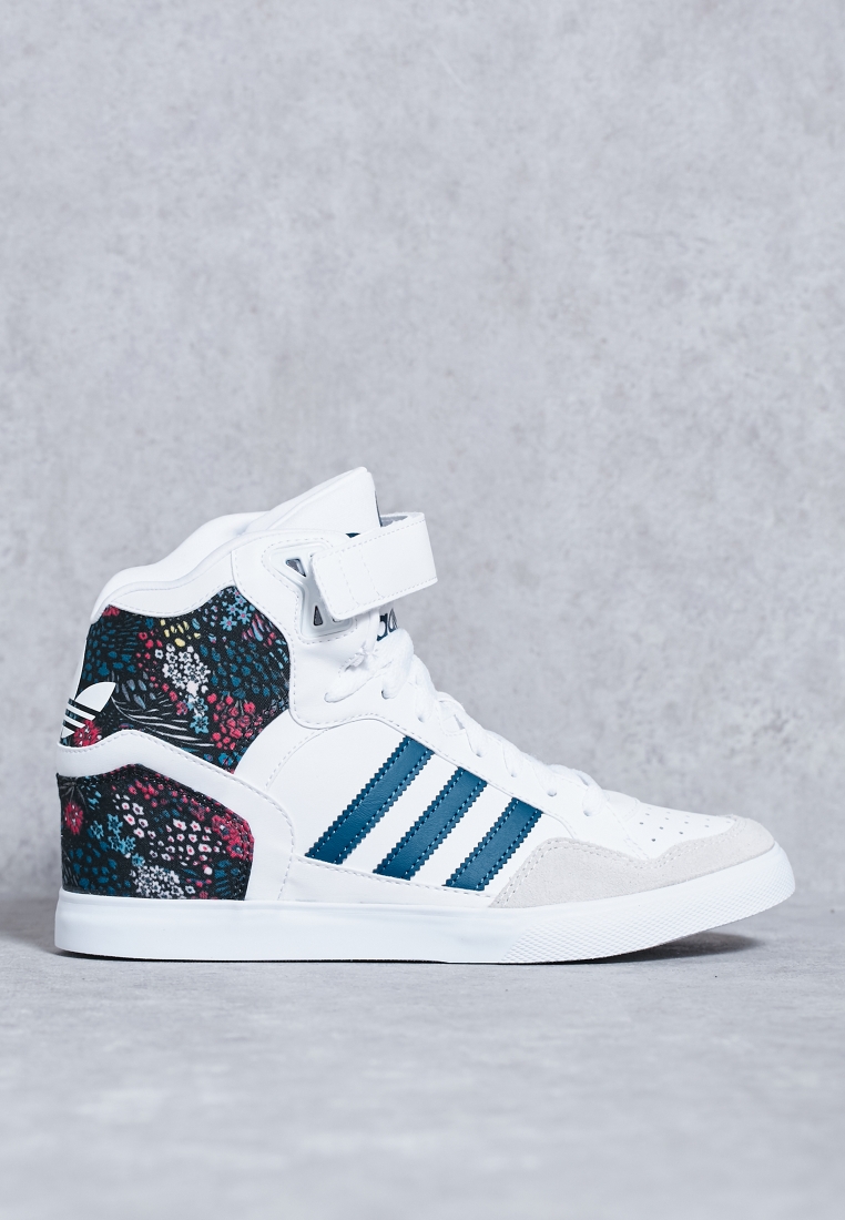 Oponerse a Redondo Mount Bank Buy adidas Originals white Extaball Up for Women in MENA, Worldwide