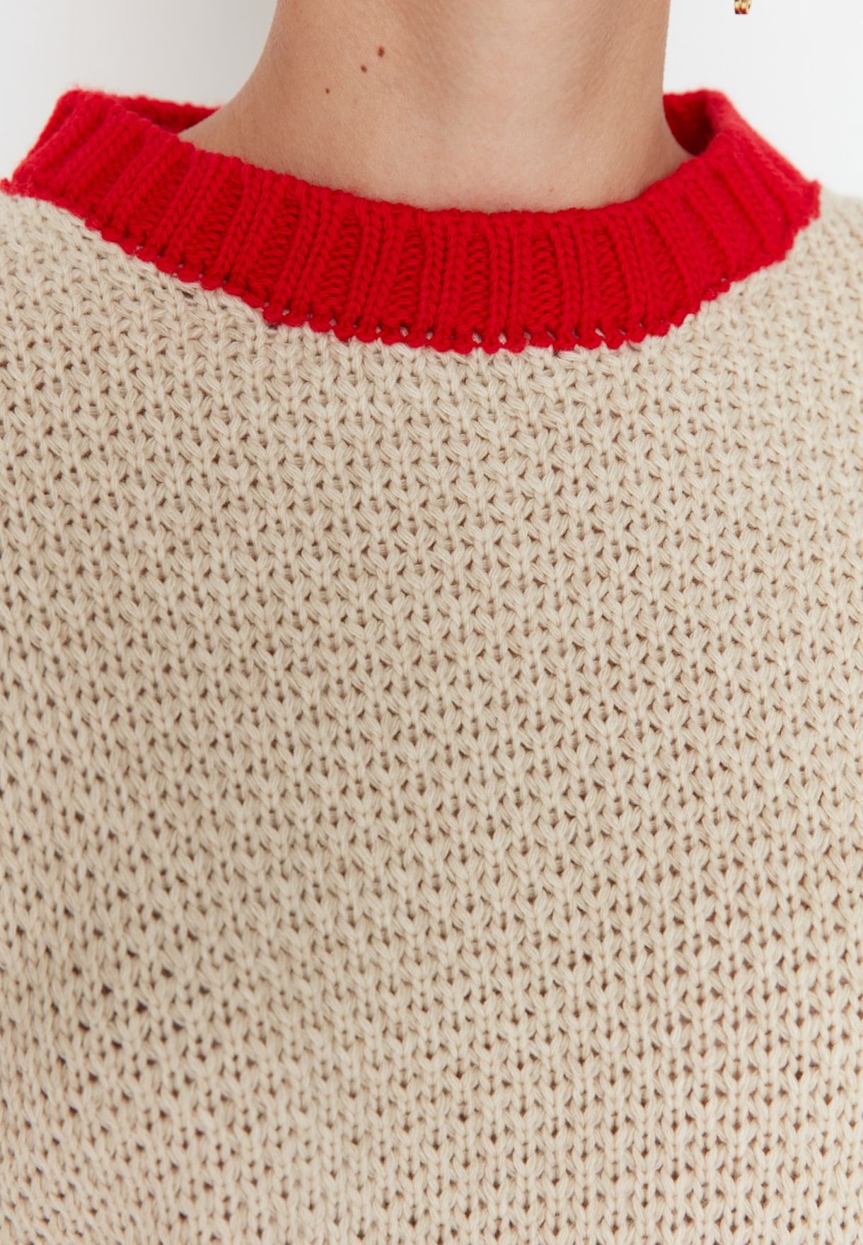 Contrast Detail Knitted Sweater