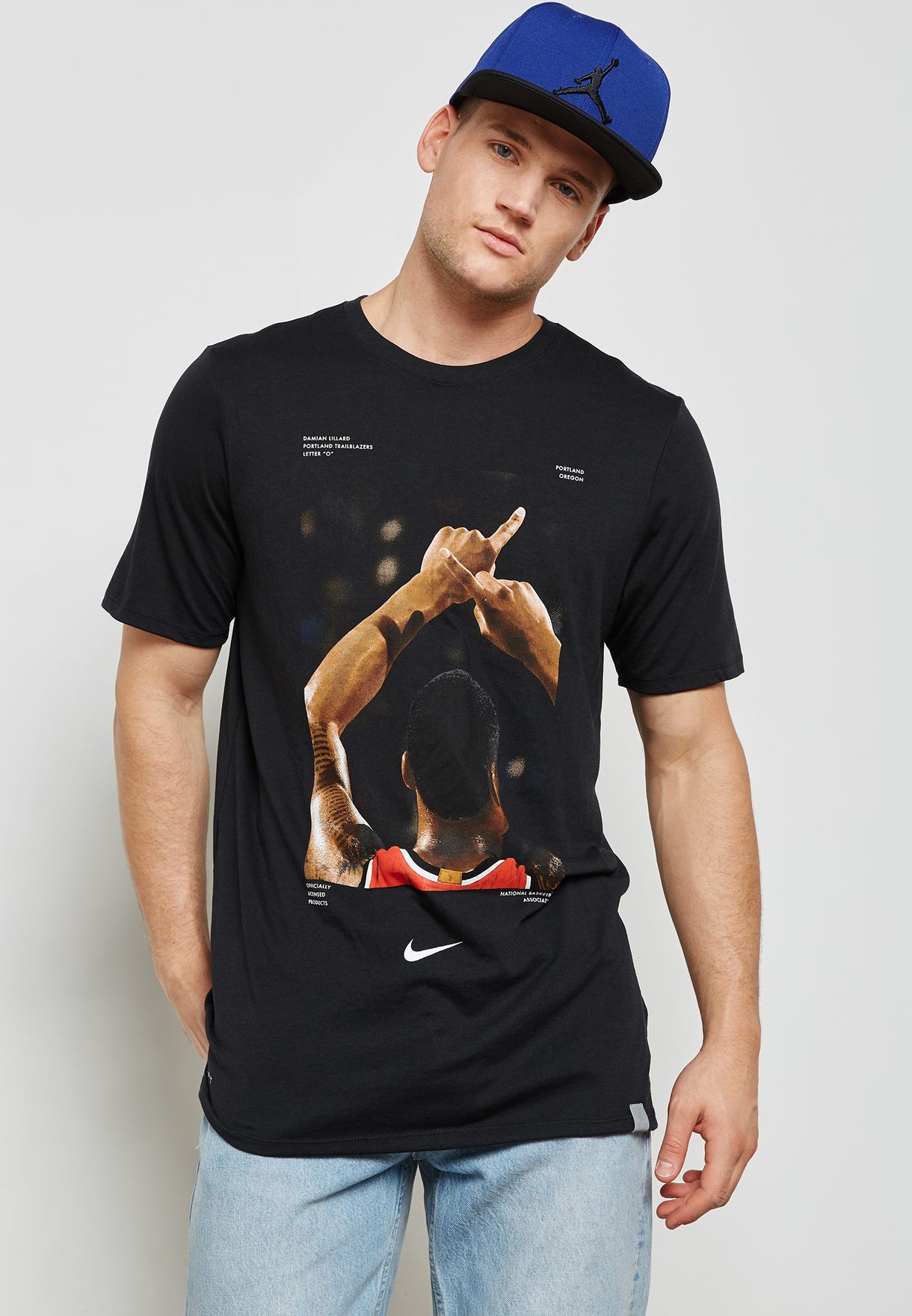 Buy Nike black Damian Lillard T-Shirt for Men in MENA, Worldwide