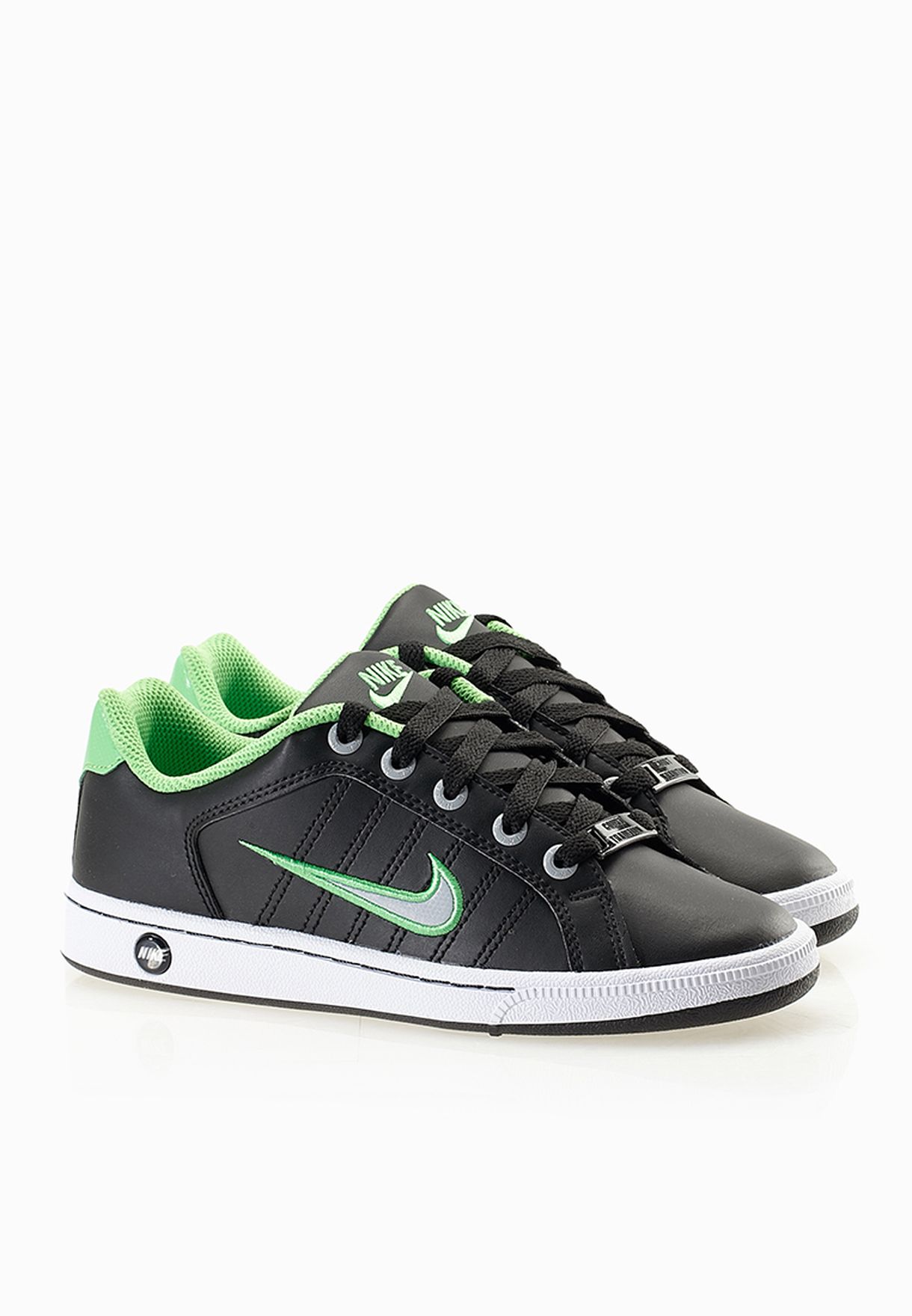 nike court tradition 2 plus