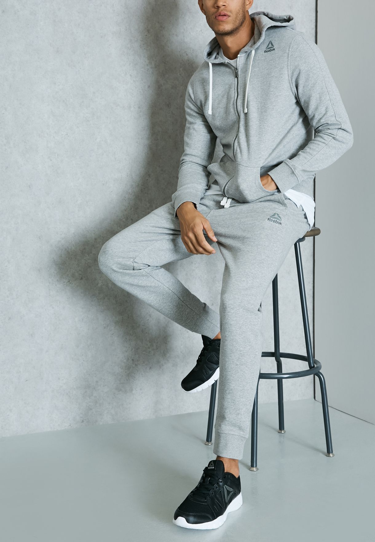 Buy Reebok grey Elements Cuffed Sweatpants for Men in MENA, Worldwide |  BK5054