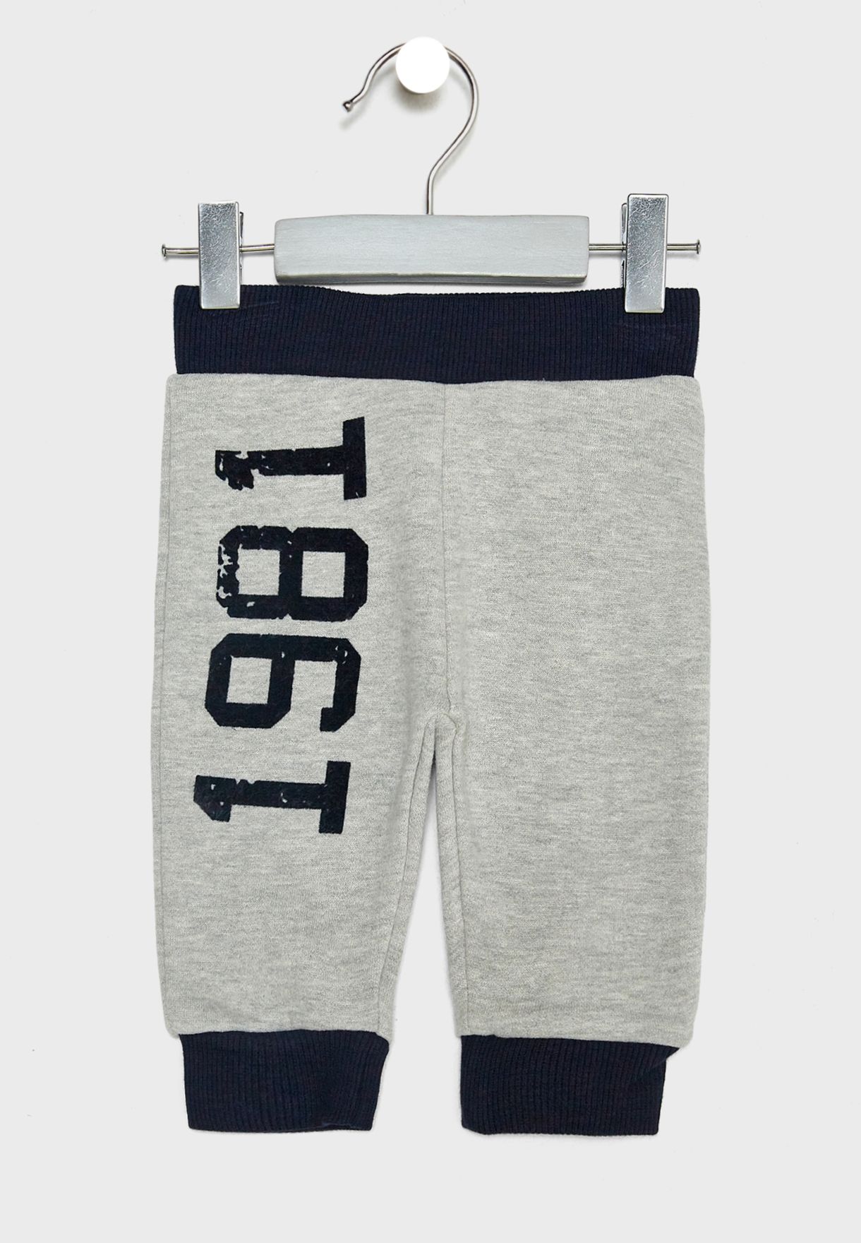 guess sweatpants set