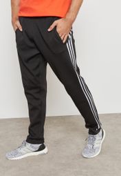 Buy adidas black ID Knit Striker Sweatpants for Men in MENA, Worldwide |  CG2129
