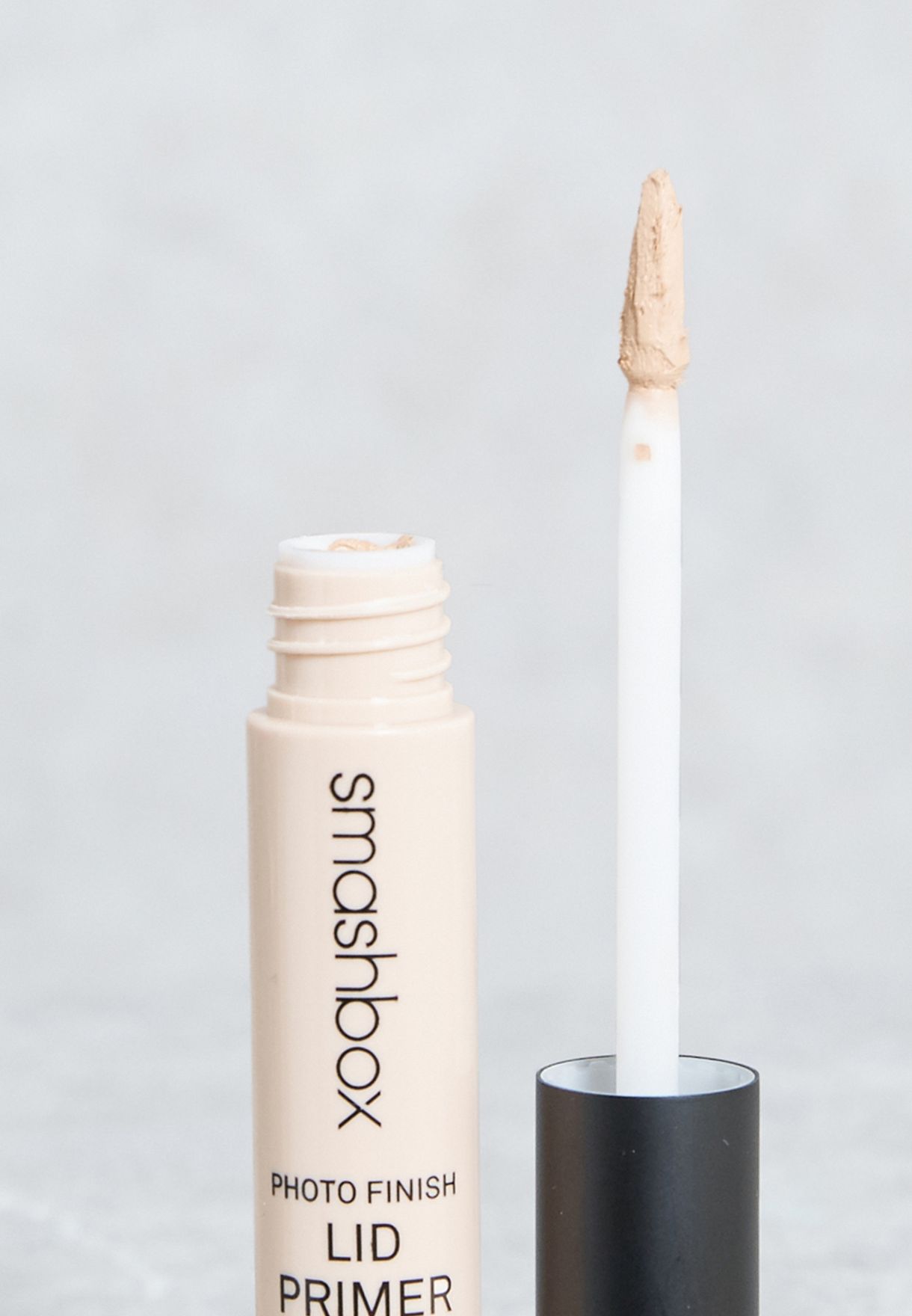 smashbox lid primer in light