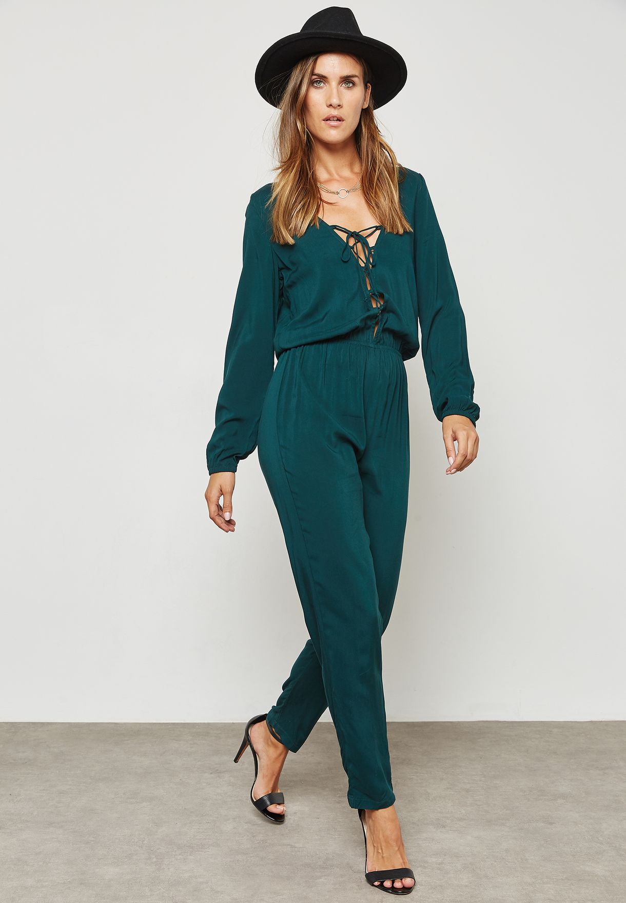 bezoeker Afstotend Pompeii Buy Forever 21 green Lace Up Detail Jumpsuit for Women in MENA, Worldwide