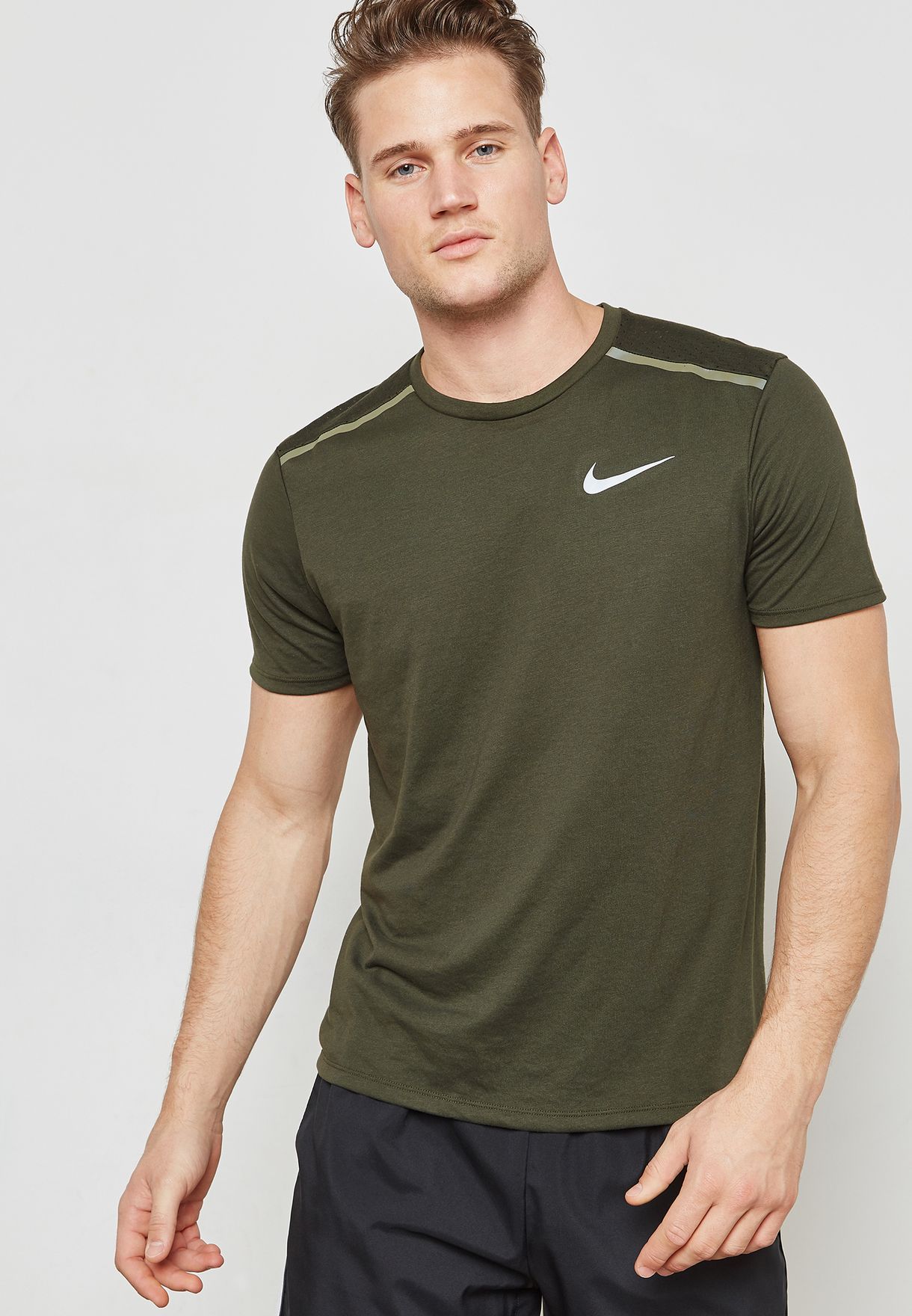 Buy Nike green Breathe Tailwind T-Shirt 