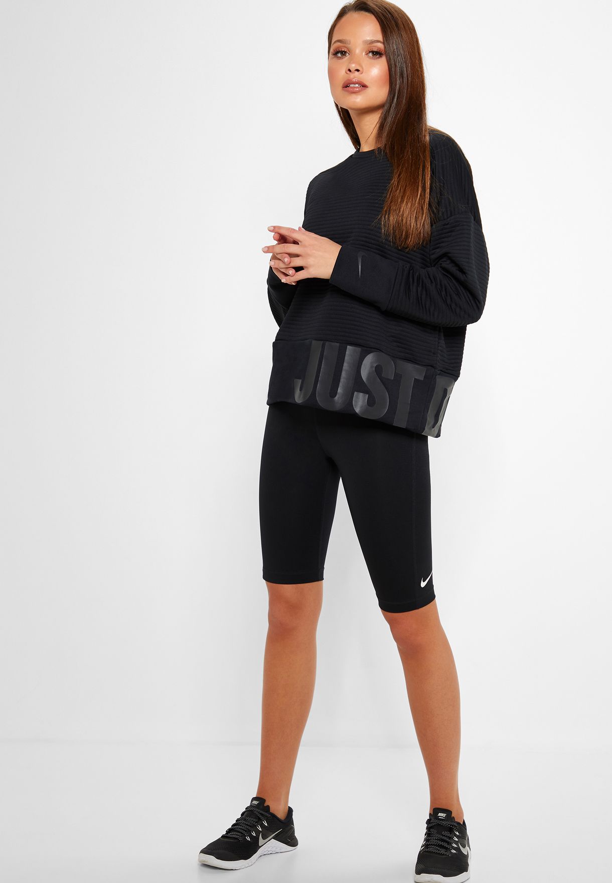 Resaltar pierna Confundir Buy Nike black Dri-FIT Just Do It Sweatshirt for Women in MENA, Worldwide