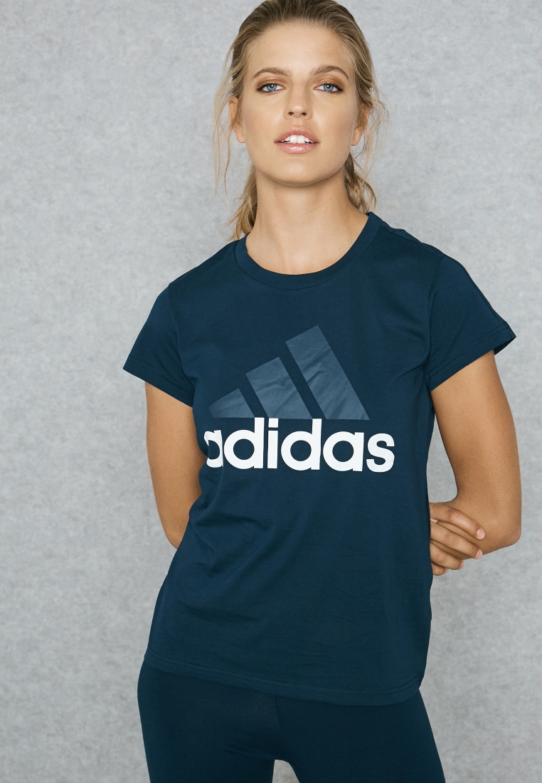 arv Tilsyneladende materiale Buy adidas navy Essential Linear T-Shirt for Women in MENA, Worldwide