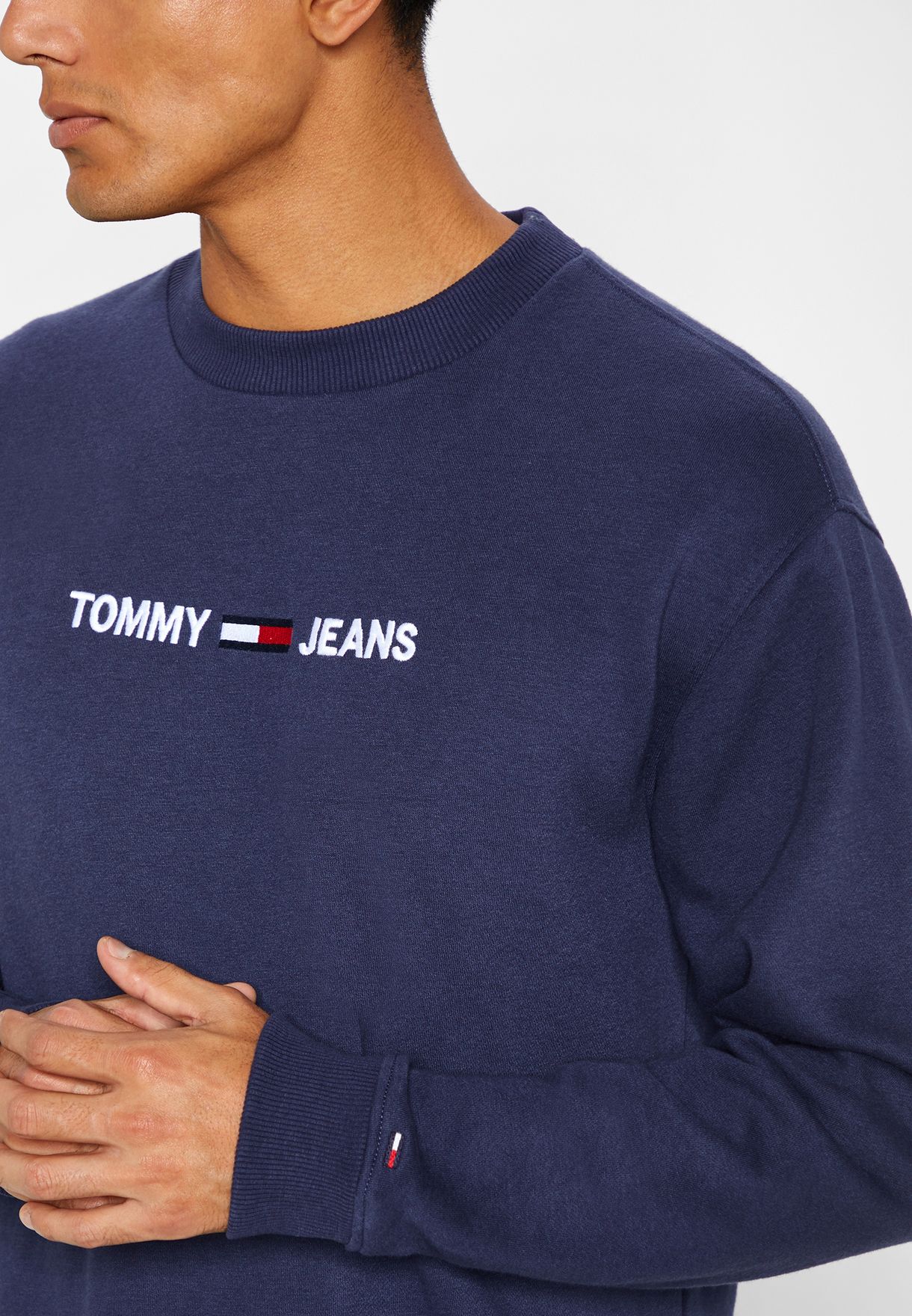 tommy jeans logo neck sweatshirt in navy