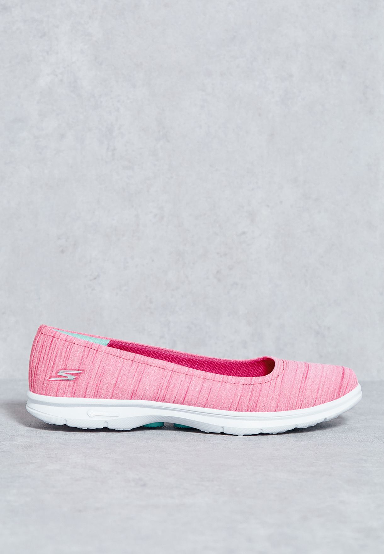 skechers go step trace