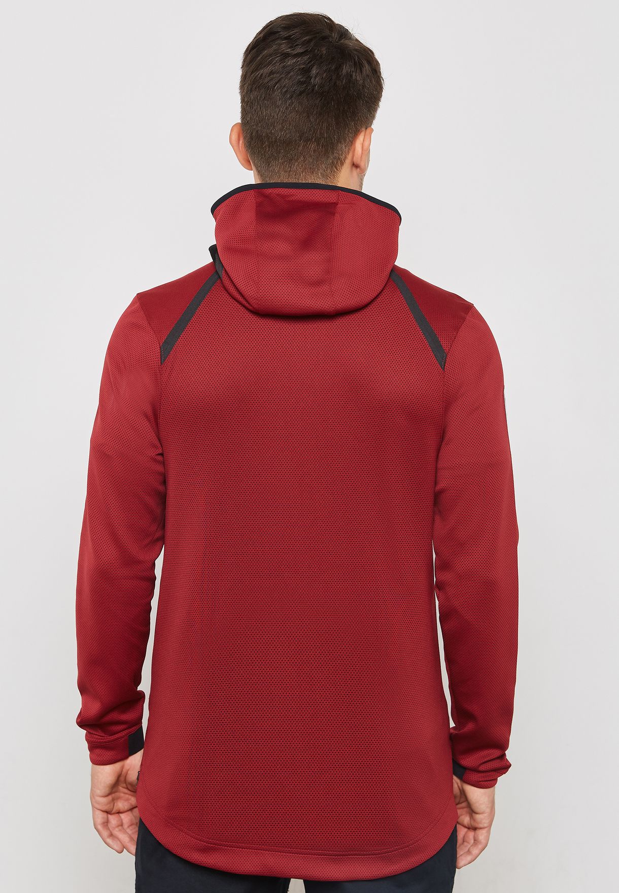 Nike red Cleveland Cavaliers Therma Flex Showtime Hoodie for Men in Riyadh, Jeddah