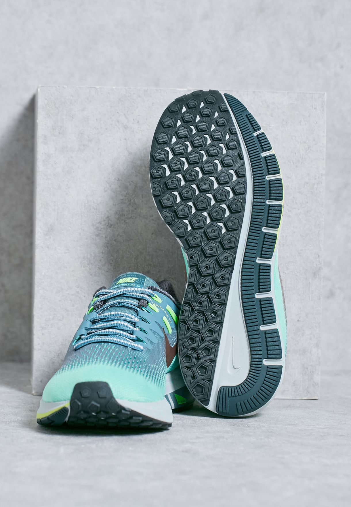 nike air zoom structure 20 shield id