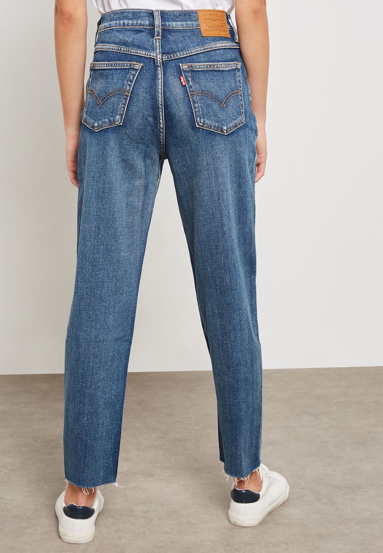 levi high rise mom jeans
