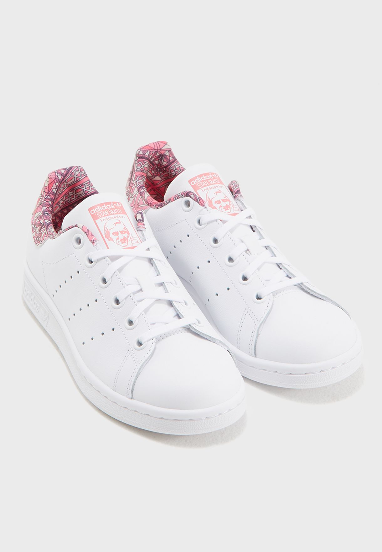 youth adidas stan smith