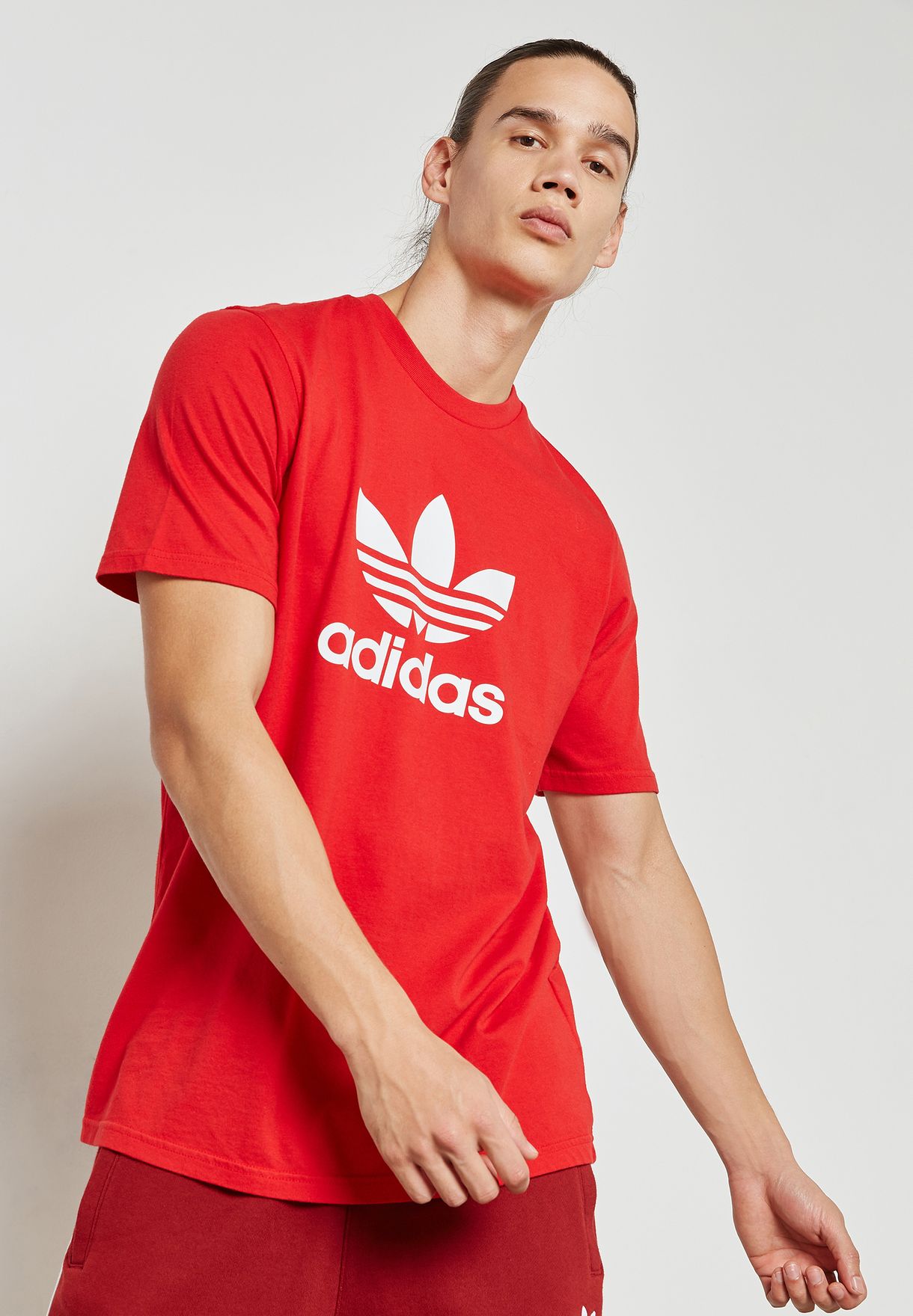 Buy adidas Originals red adicolor Trefoil T-Shirt for Men in MENA,  Worldwide | CX1895