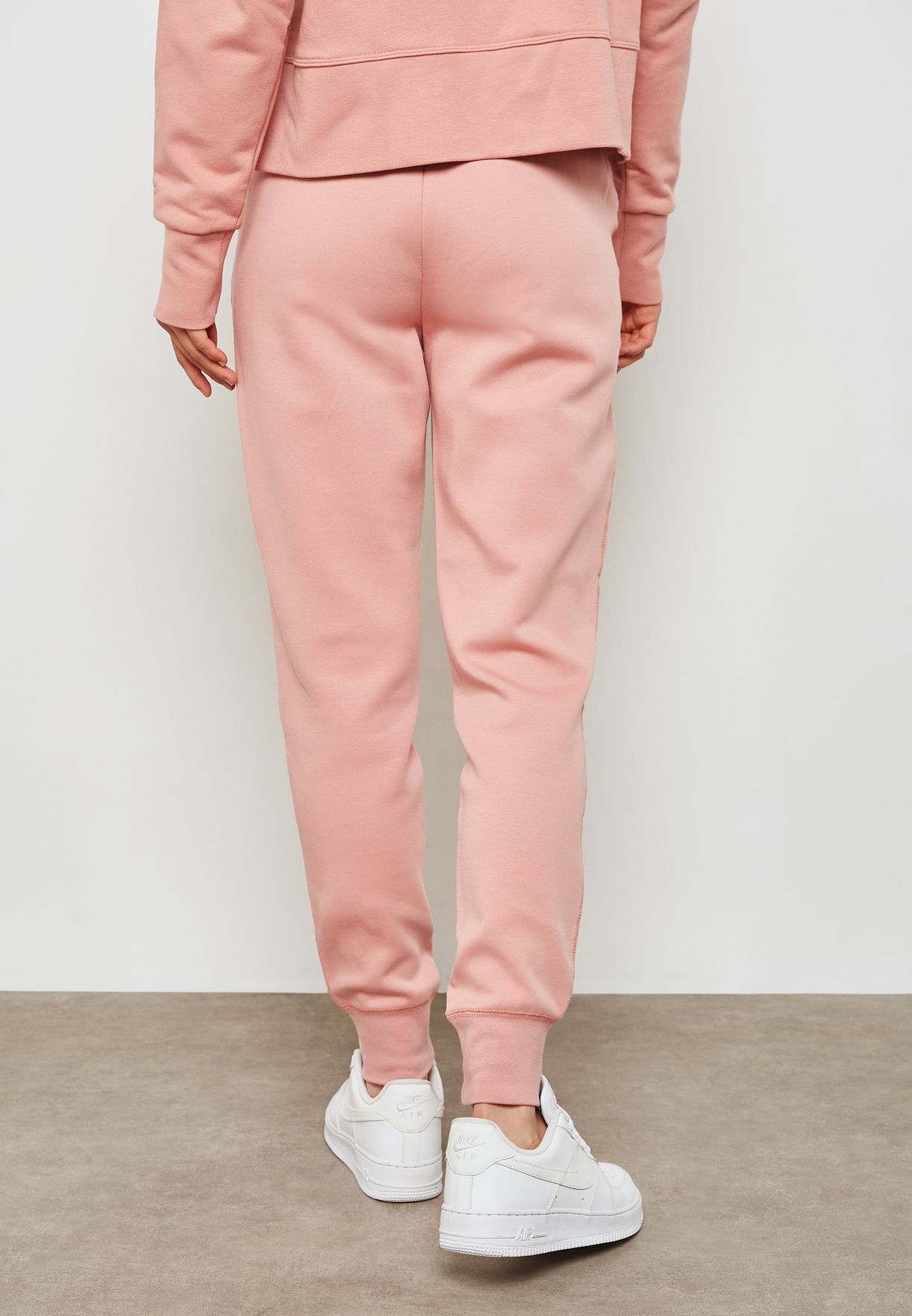 peach nike sweatpants