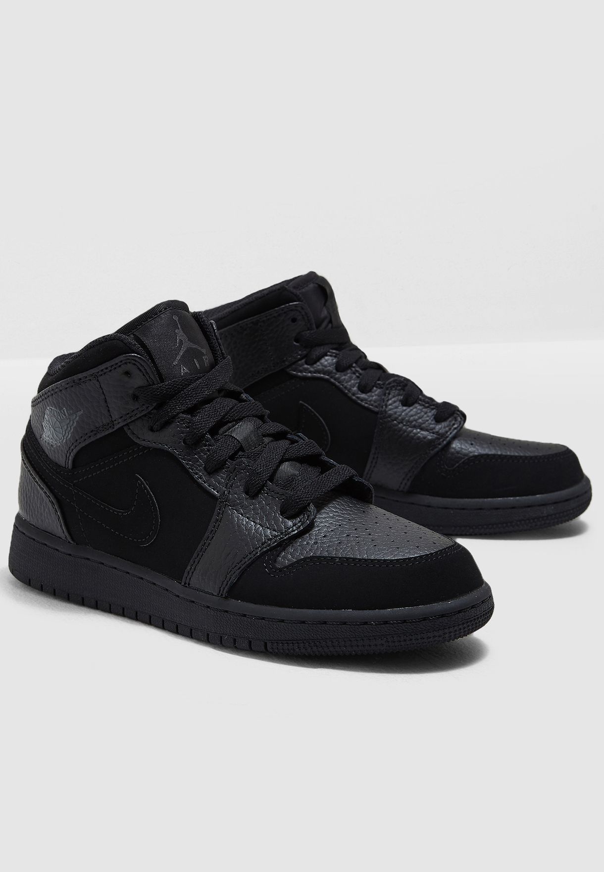 Buy Nike black Air Jordan 1 Mid BG for 