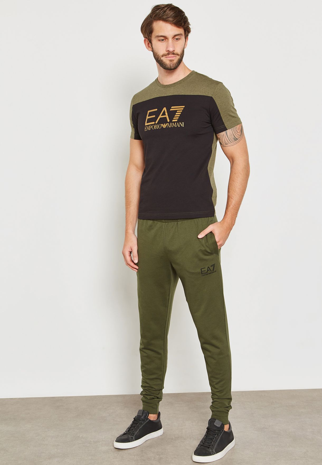 ea7 slim fit joggers