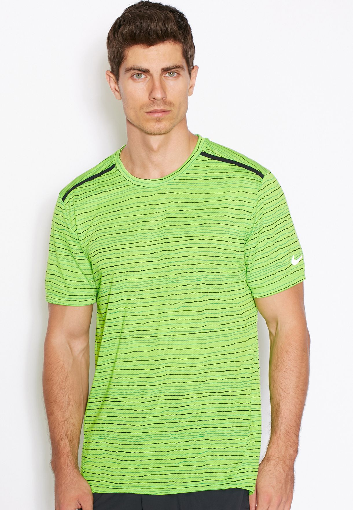 nike tailwind t shirt