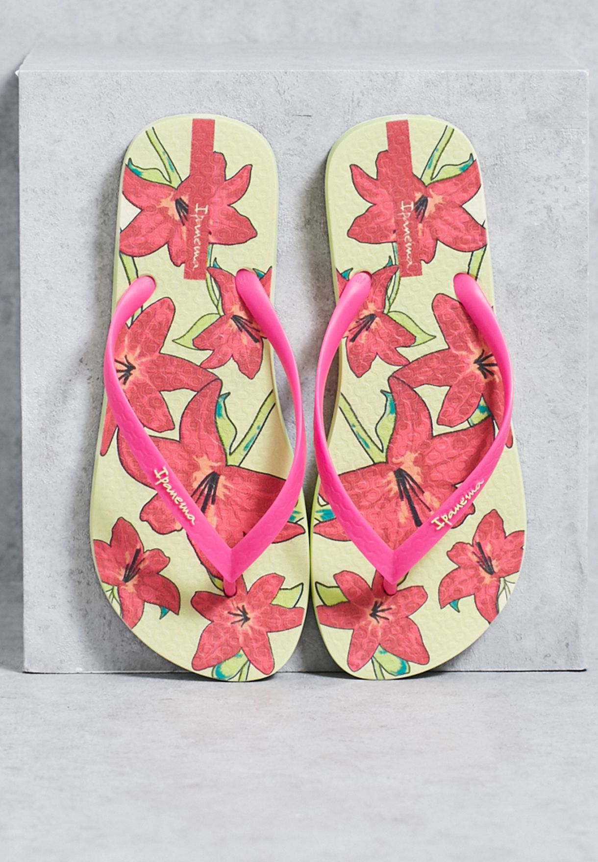 ipanema floral flip flops
