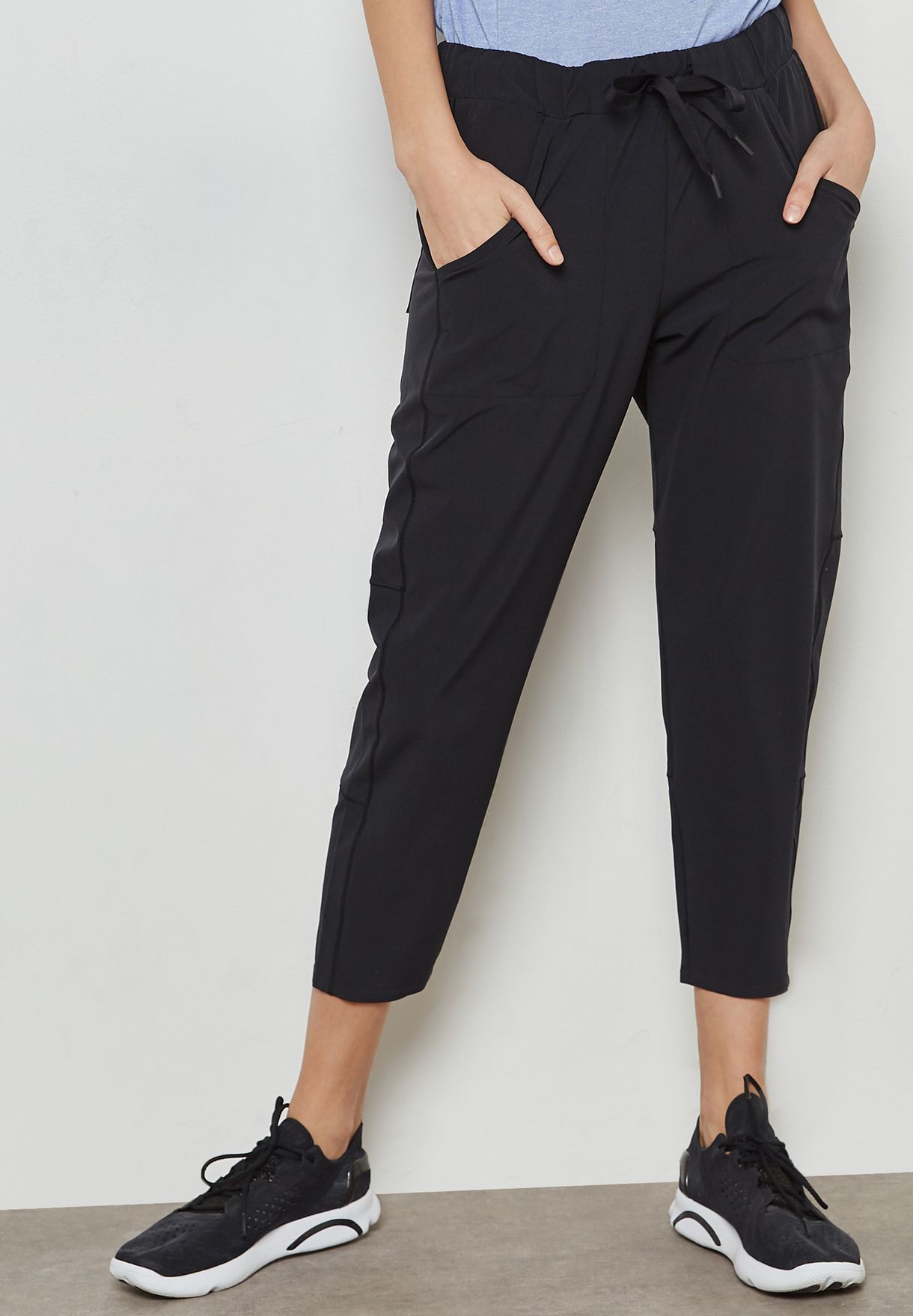 under armour cropped sweatpants