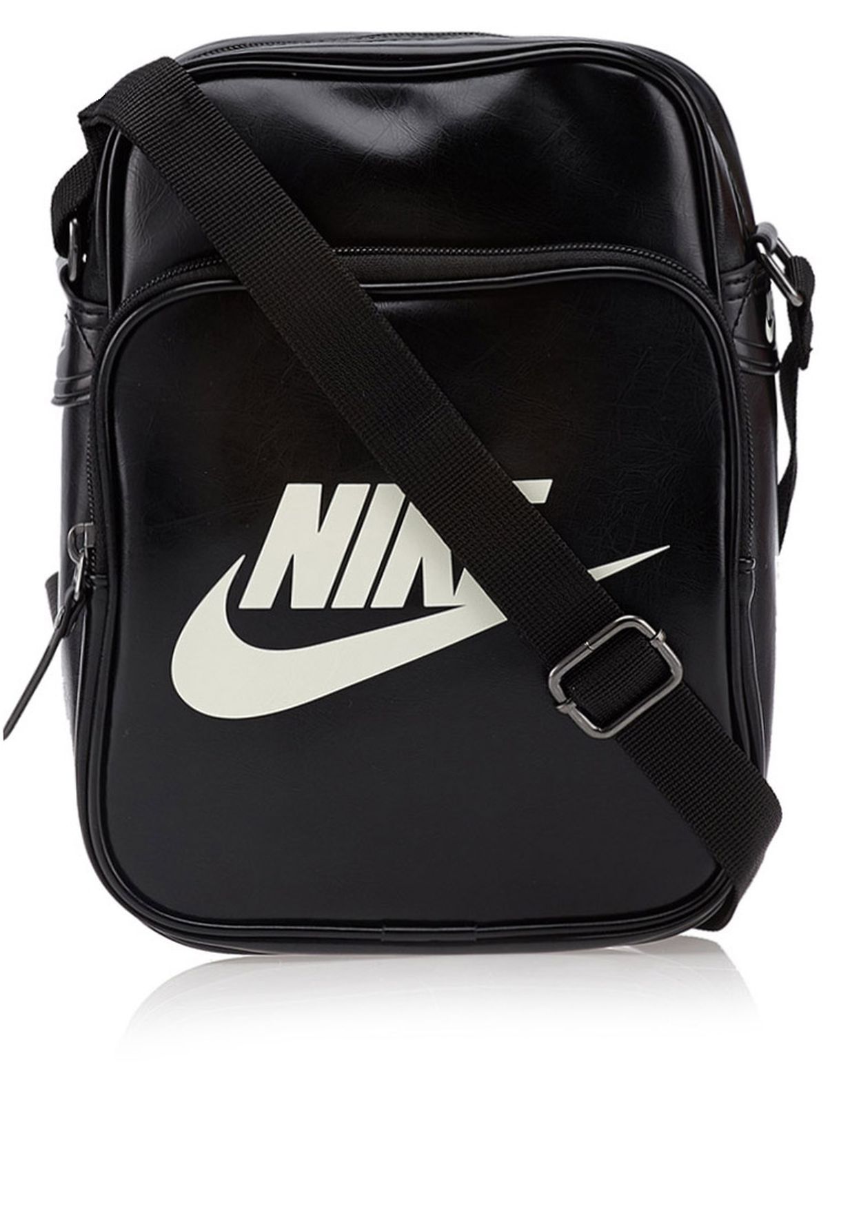 Buy Nike black Heritage Messenger Bag for Men in Riyadh, Jeddah