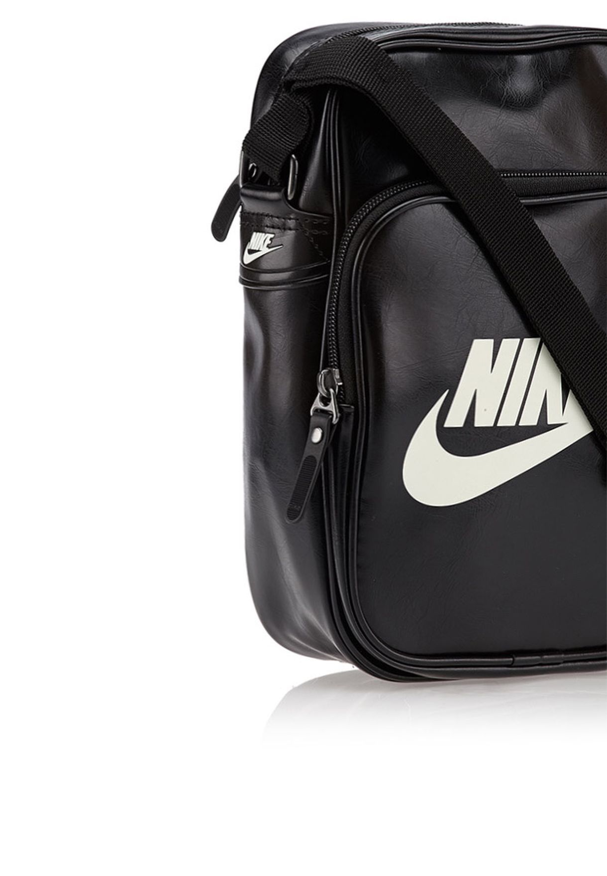 Buy Nike black Heritage Messenger Bag for Men in Riyadh, Jeddah