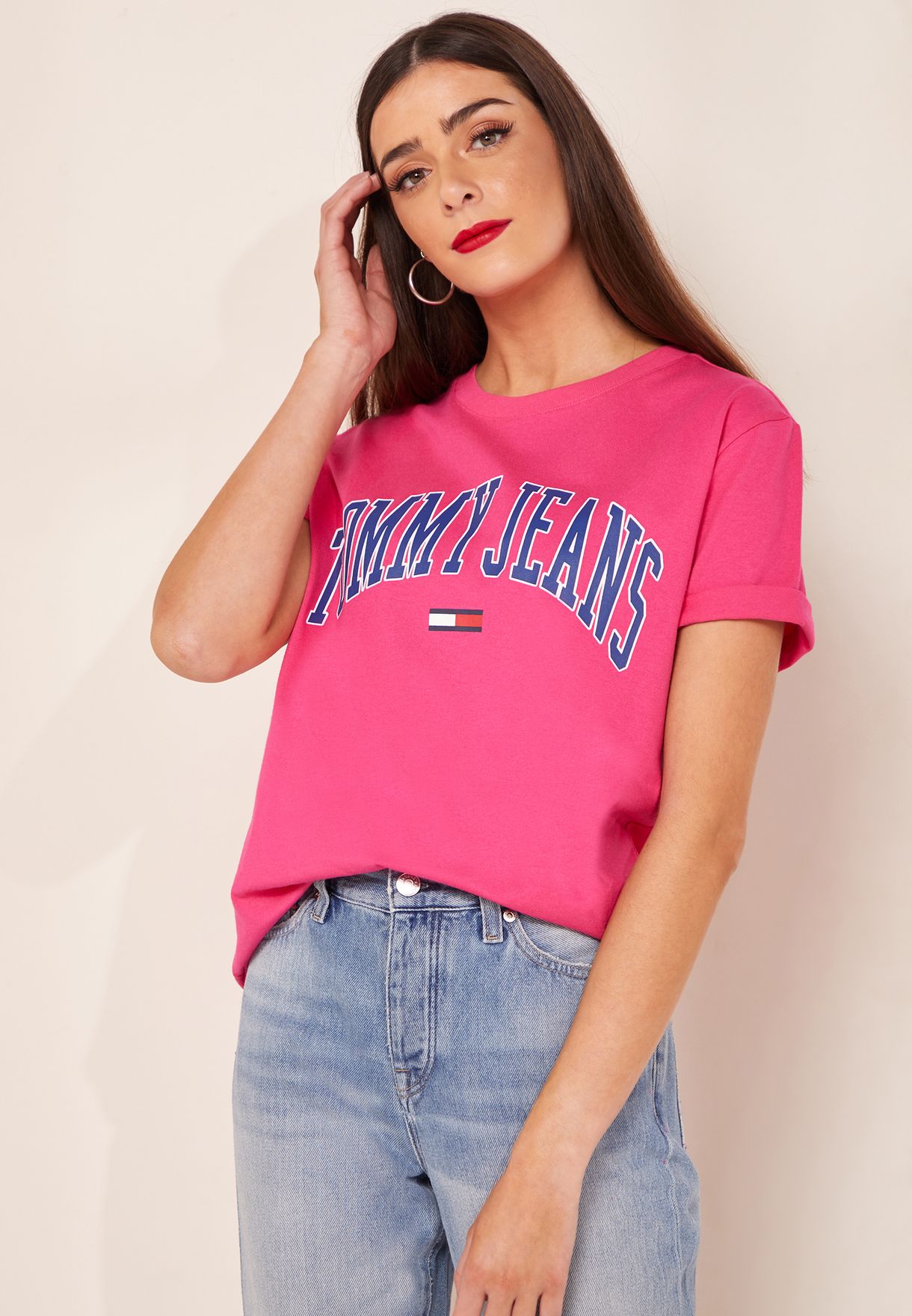 pink tommy jeans t shirt
