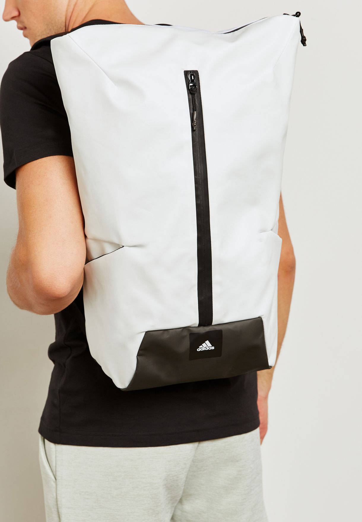 Buy adidas white Z.N.E Backpack for Men in MENA, Worldwide | CY6062